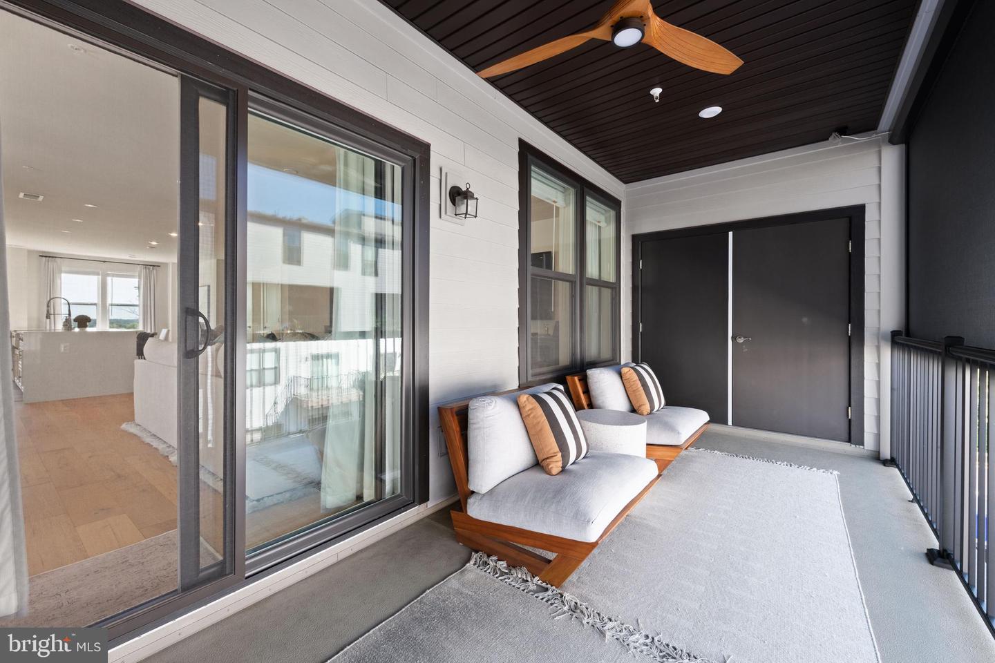 4138 LEGATO RD #50, FAIRFAX, Virginia 22033, 3 Bedrooms Bedrooms, ,2 BathroomsBathrooms,Residential,For sale,4138 LEGATO RD #50,VAFX2265868 MLS # VAFX2265868