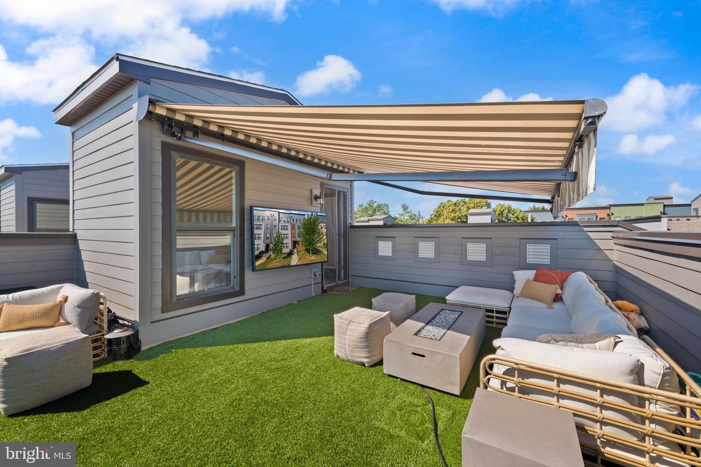 4138 LEGATO RD #50, FAIRFAX, Virginia 22033, 3 Bedrooms Bedrooms, ,2 BathroomsBathrooms,Residential,For sale,4138 LEGATO RD #50,VAFX2265868 MLS # VAFX2265868