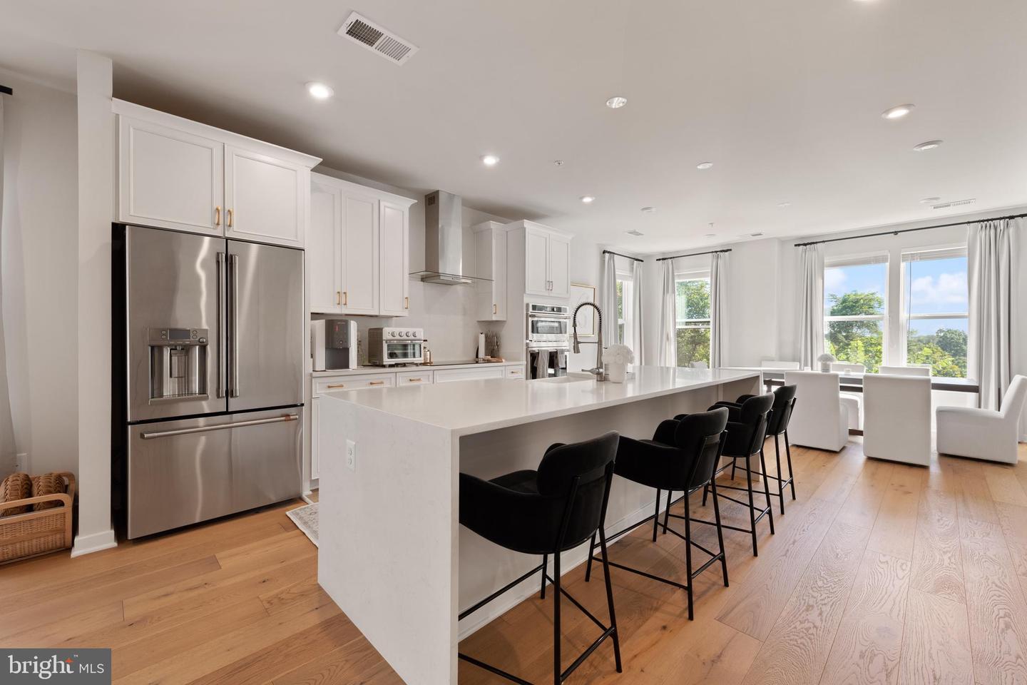 4138 LEGATO RD #50, FAIRFAX, Virginia 22033, 3 Bedrooms Bedrooms, ,2 BathroomsBathrooms,Residential,For sale,4138 LEGATO RD #50,VAFX2265868 MLS # VAFX2265868