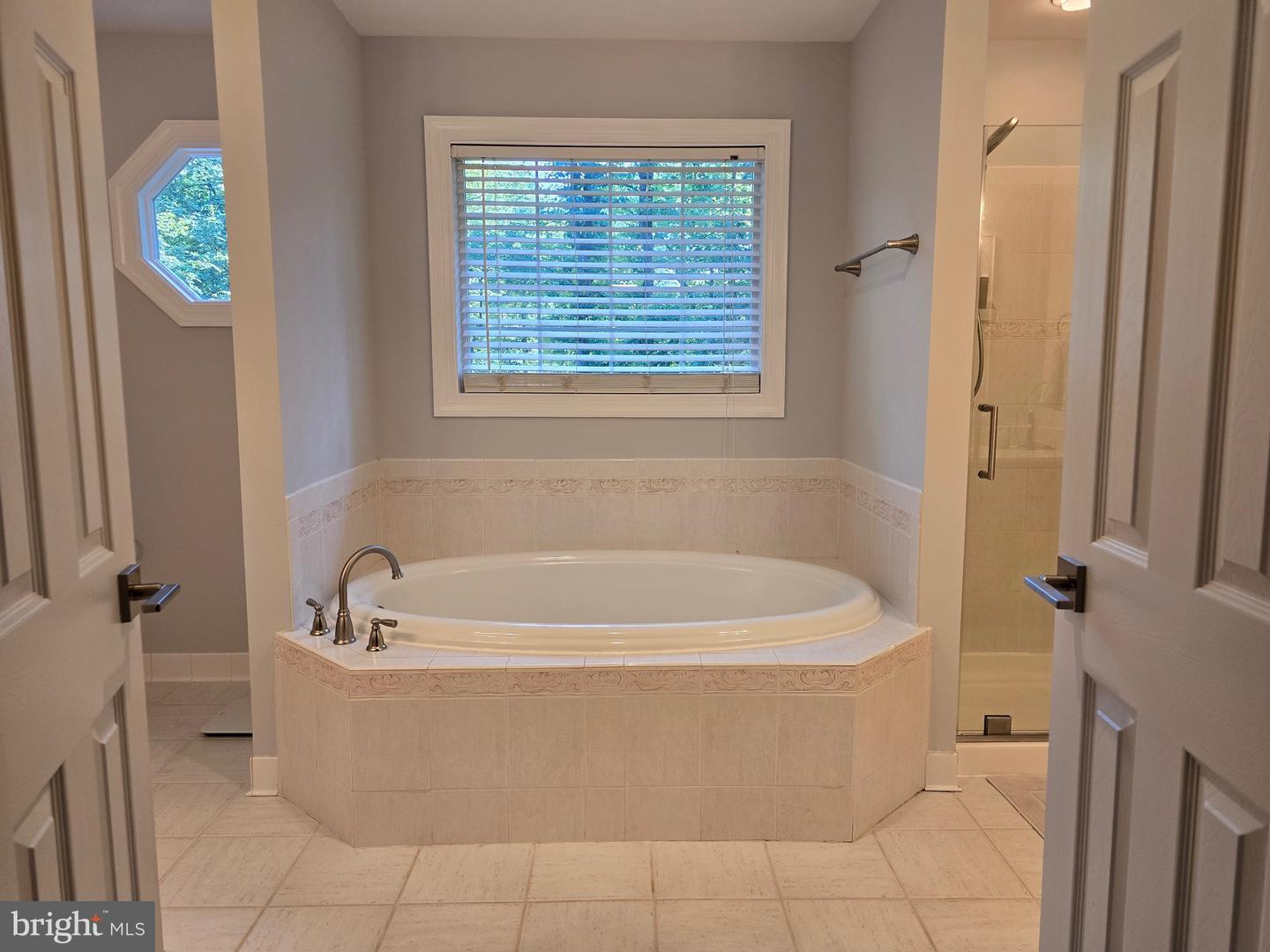 5214 SWAIN DR, WARRENTON, Virginia 20187, 4 Bedrooms Bedrooms, ,4 BathroomsBathrooms,Residential,For sale,5214 SWAIN DR,VAFQ2017042 MLS # VAFQ2017042