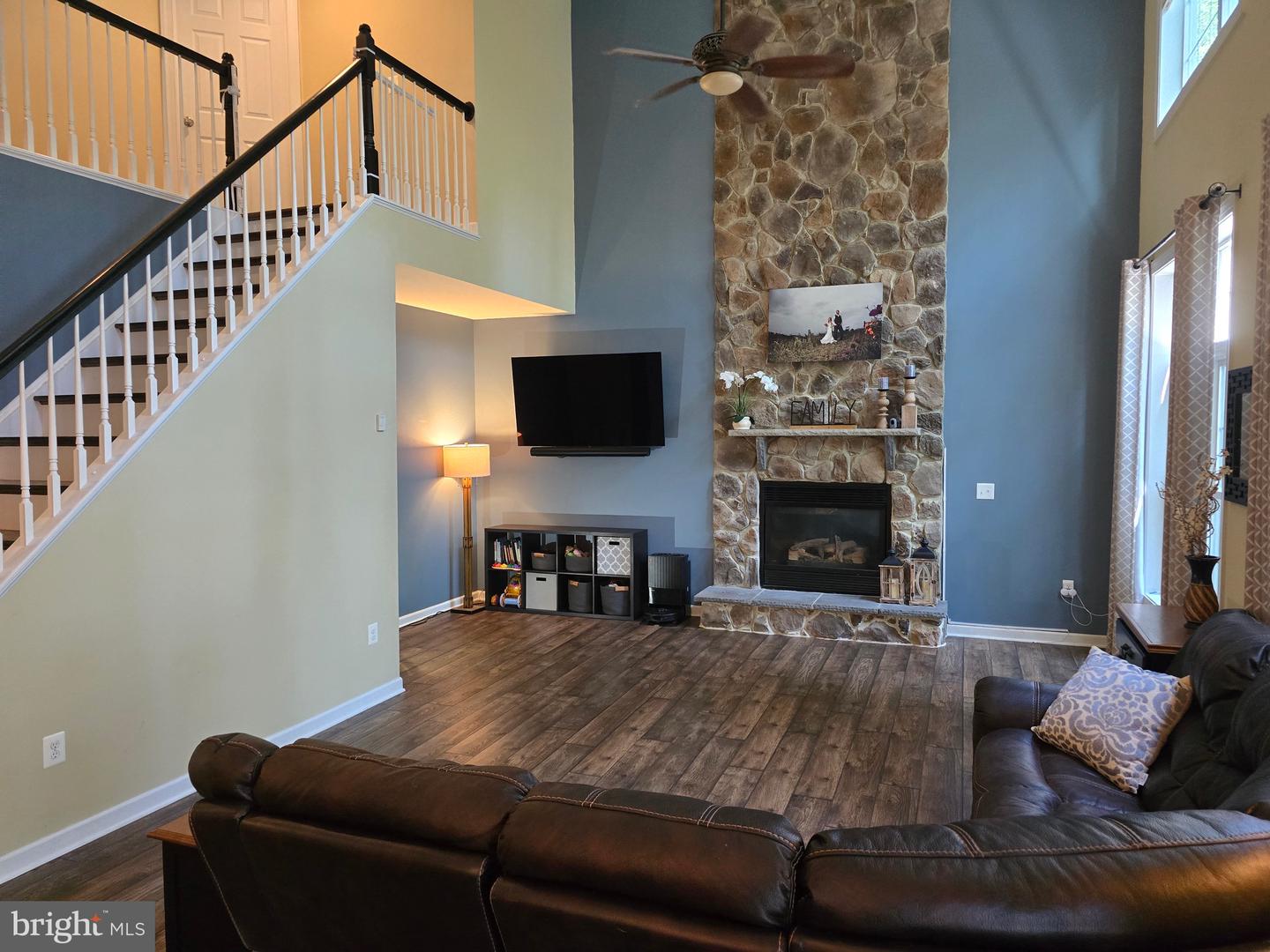 5214 SWAIN DR, WARRENTON, Virginia 20187, 4 Bedrooms Bedrooms, ,4 BathroomsBathrooms,Residential,For sale,5214 SWAIN DR,VAFQ2017042 MLS # VAFQ2017042