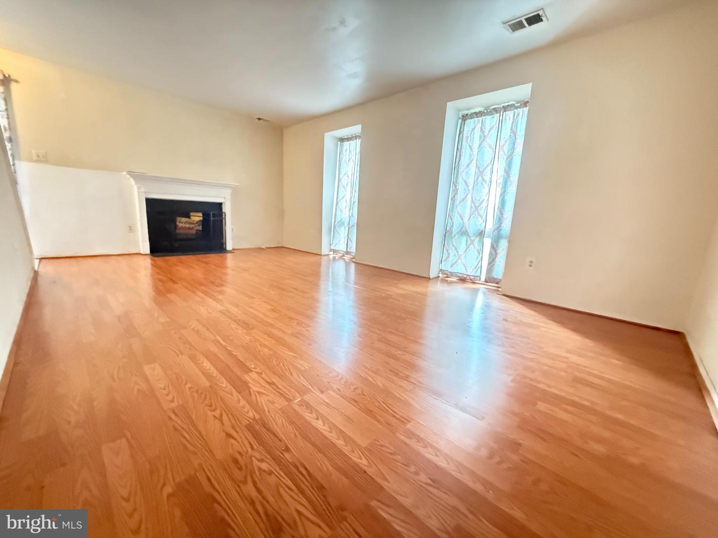 1089 KNIGHT LN, HERNDON, Virginia 20170, 3 Bedrooms Bedrooms, ,2 BathroomsBathrooms,Residential,For sale,1089 KNIGHT LN,VAFX2249076 MLS # VAFX2249076