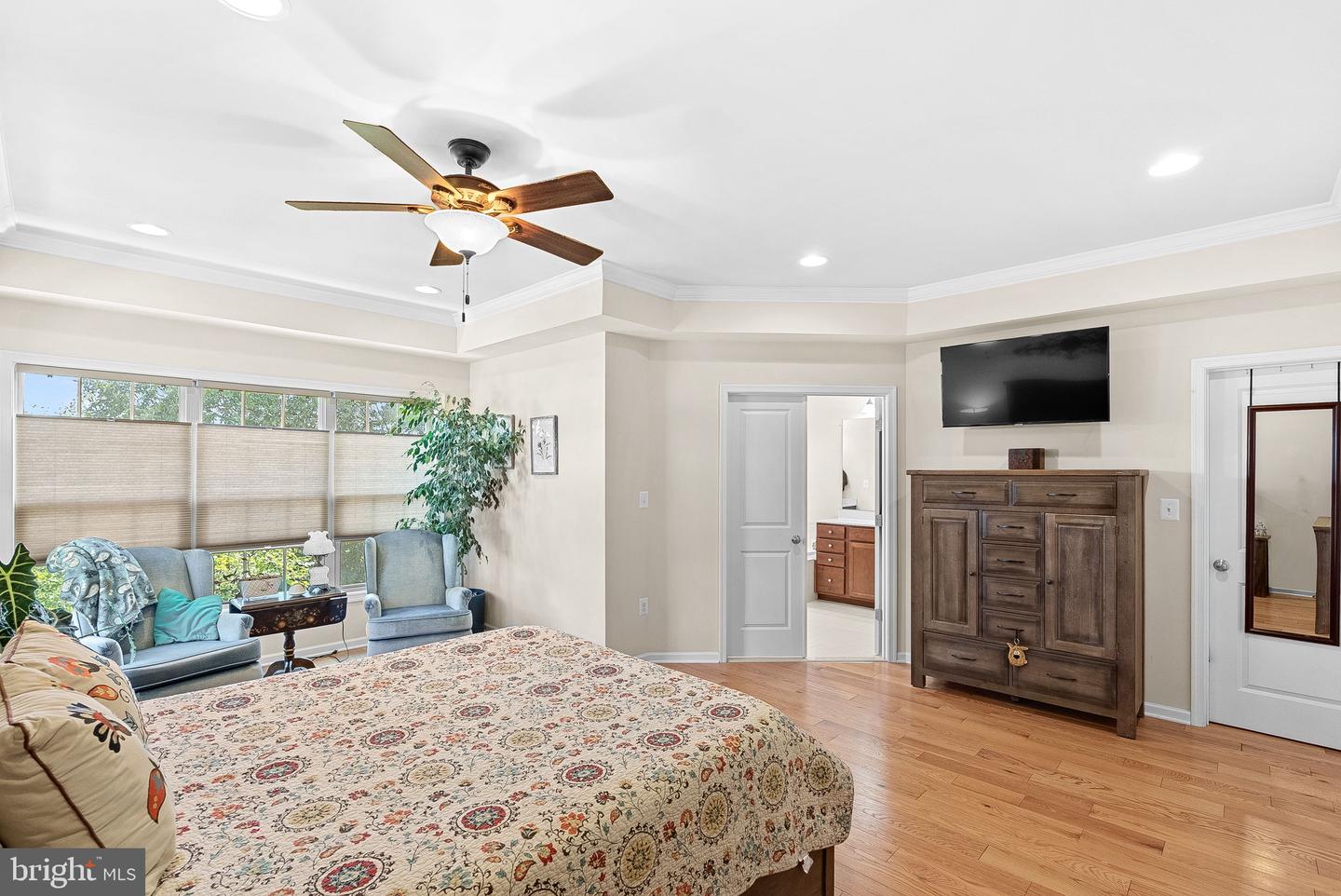 6615 BARTRAMS FOREST LN, HAYMARKET, Virginia 20169, 3 Bedrooms Bedrooms, 9 Rooms Rooms,3 BathroomsBathrooms,Residential,For sale,6615 BARTRAMS FOREST LN,VAPW2102478 MLS # VAPW2102478