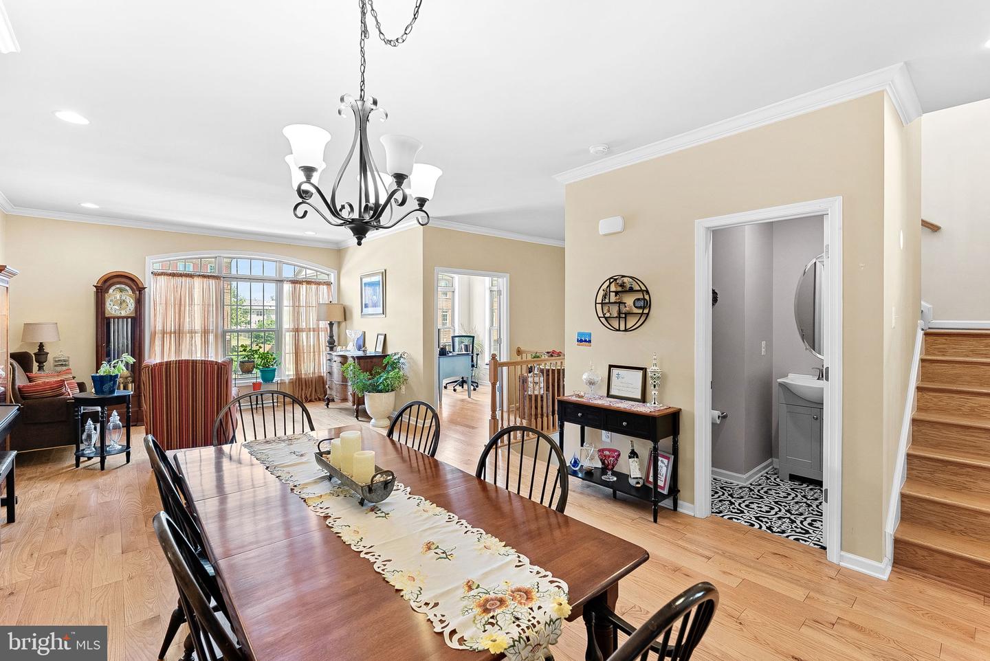 6615 BARTRAMS FOREST LN, HAYMARKET, Virginia 20169, 3 Bedrooms Bedrooms, 9 Rooms Rooms,3 BathroomsBathrooms,Residential,For sale,6615 BARTRAMS FOREST LN,VAPW2102478 MLS # VAPW2102478