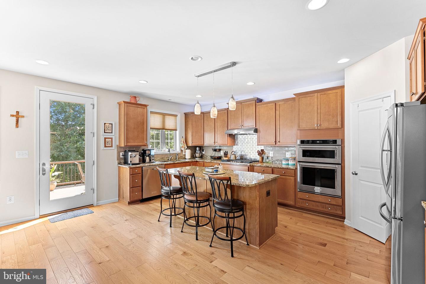6615 BARTRAMS FOREST LN, HAYMARKET, Virginia 20169, 3 Bedrooms Bedrooms, 9 Rooms Rooms,3 BathroomsBathrooms,Residential,For sale,6615 BARTRAMS FOREST LN,VAPW2102478 MLS # VAPW2102478