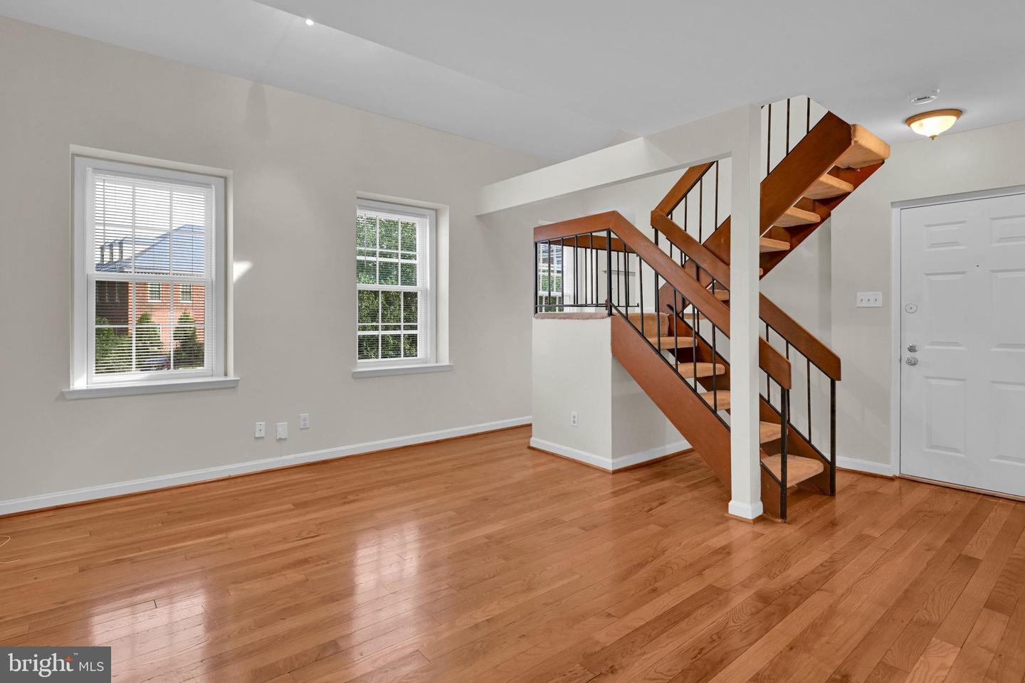 3839 RODMAN ST NW #F36, WASHINGTON, District Of Columbia 20016, 1 Bedroom Bedrooms, ,1 BathroomBathrooms,Residential,For sale,3839 RODMAN ST NW #F36,DCDC2216920 MLS # DCDC2216920