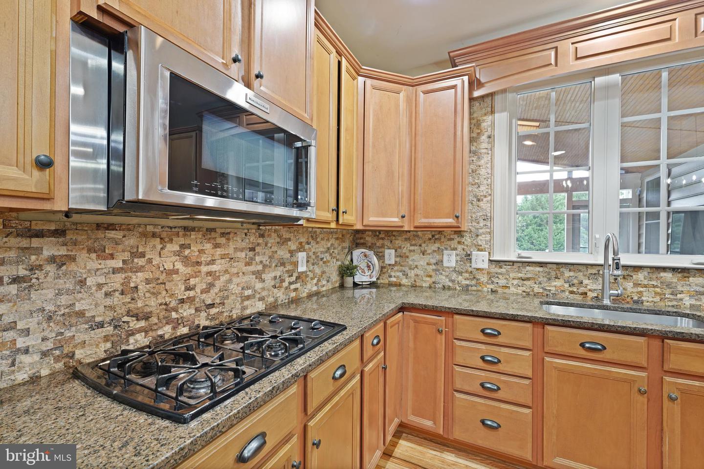 24224 KNOLLBROOK PL, ALDIE, Virginia 20105, 6 Bedrooms Bedrooms, ,5 BathroomsBathrooms,Residential,For sale,24224 KNOLLBROOK PL,VALO2105500 MLS # VALO2105500