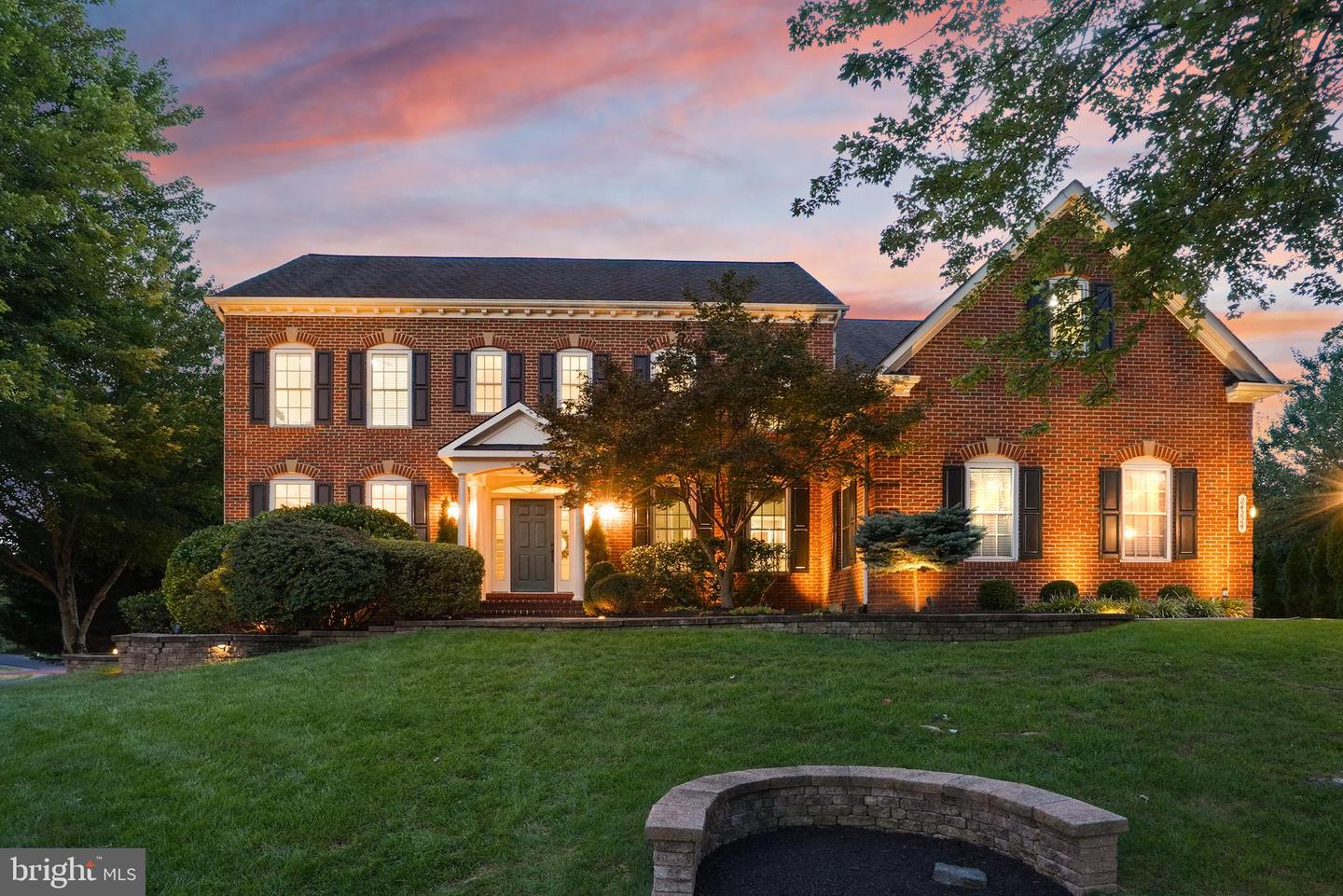 24224 KNOLLBROOK PL, ALDIE, Virginia 20105, 6 Bedrooms Bedrooms, ,5 BathroomsBathrooms,Residential,For sale,24224 KNOLLBROOK PL,VALO2105500 MLS # VALO2105500