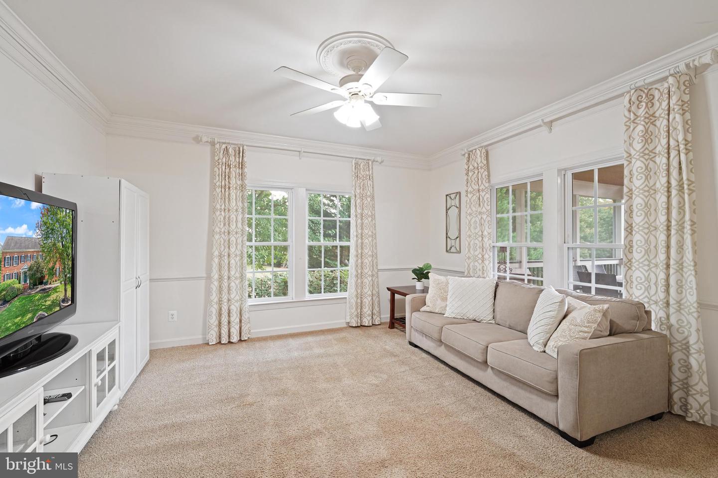 24224 KNOLLBROOK PL, ALDIE, Virginia 20105, 6 Bedrooms Bedrooms, ,5 BathroomsBathrooms,Residential,For sale,24224 KNOLLBROOK PL,VALO2105500 MLS # VALO2105500