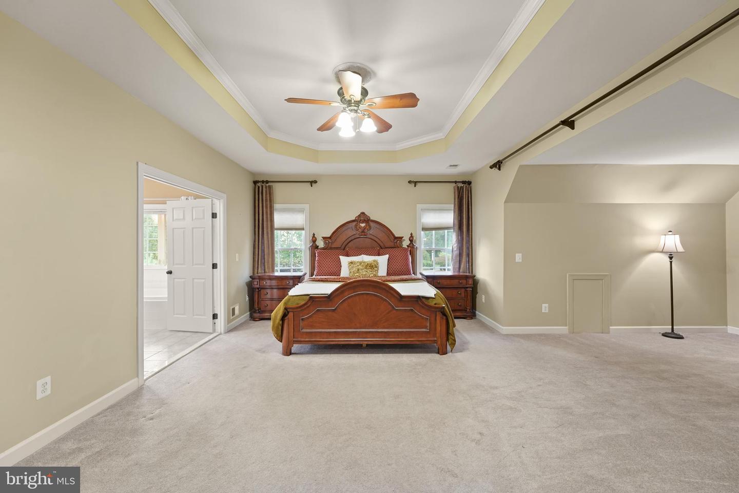 24224 KNOLLBROOK PL, ALDIE, Virginia 20105, 6 Bedrooms Bedrooms, ,5 BathroomsBathrooms,Residential,For sale,24224 KNOLLBROOK PL,VALO2105500 MLS # VALO2105500