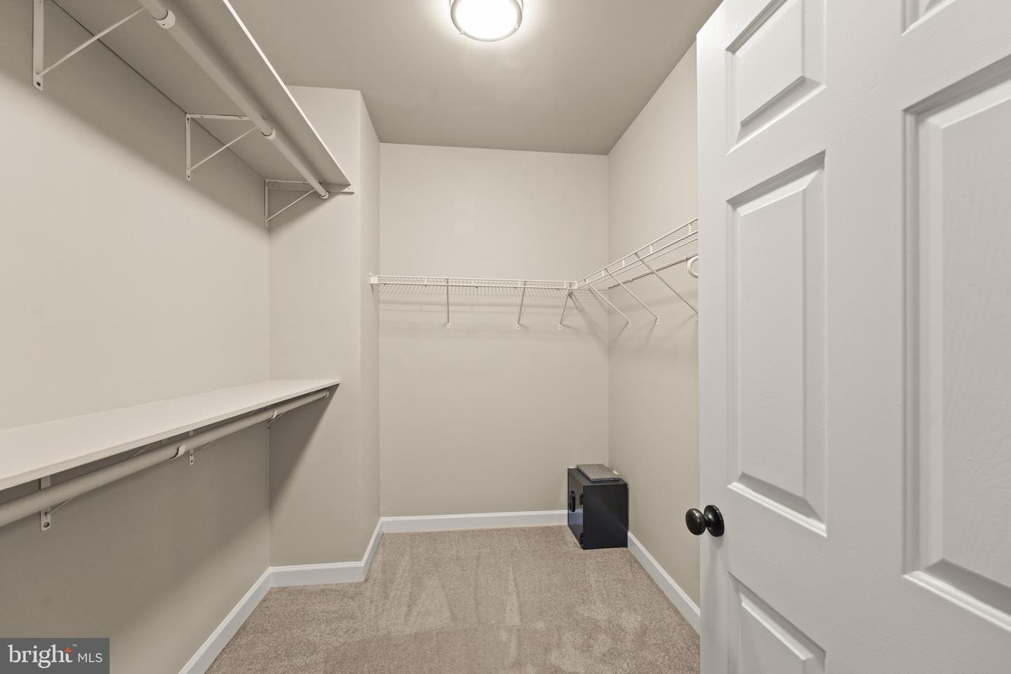 24224 KNOLLBROOK PL, ALDIE, Virginia 20105, 6 Bedrooms Bedrooms, ,5 BathroomsBathrooms,Residential,For sale,24224 KNOLLBROOK PL,VALO2105500 MLS # VALO2105500