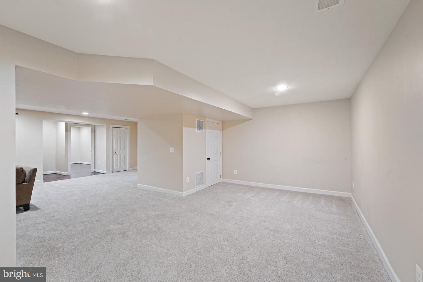 24224 KNOLLBROOK PL, ALDIE, Virginia 20105, 6 Bedrooms Bedrooms, ,5 BathroomsBathrooms,Residential,For sale,24224 KNOLLBROOK PL,VALO2105500 MLS # VALO2105500