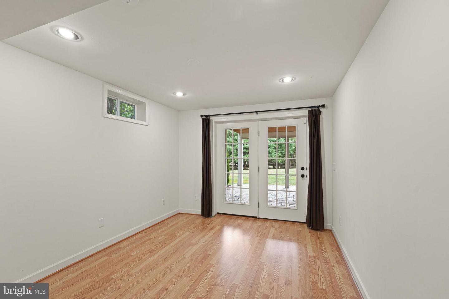 24224 KNOLLBROOK PL, ALDIE, Virginia 20105, 6 Bedrooms Bedrooms, ,5 BathroomsBathrooms,Residential,For sale,24224 KNOLLBROOK PL,VALO2105500 MLS # VALO2105500