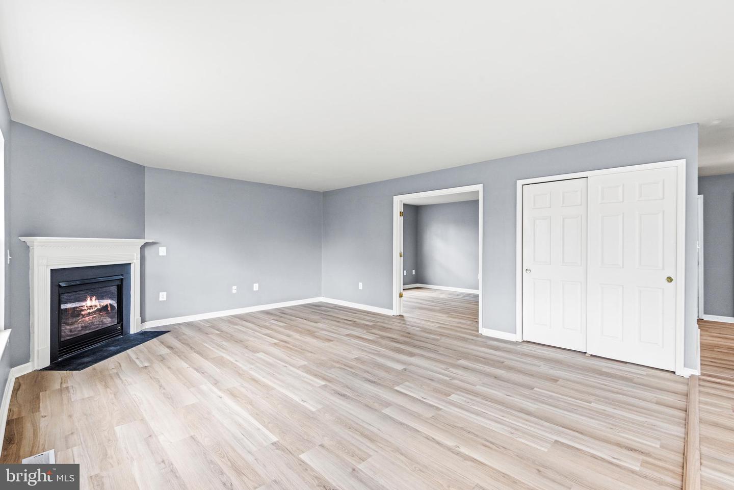 30 STANLEY LOOP, FREDERICKSBURG, Virginia 22406, 4 Bedrooms Bedrooms, 10 Rooms Rooms,2 BathroomsBathrooms,Residential,For sale,30 STANLEY LOOP,VAST2042266 MLS # VAST2042266