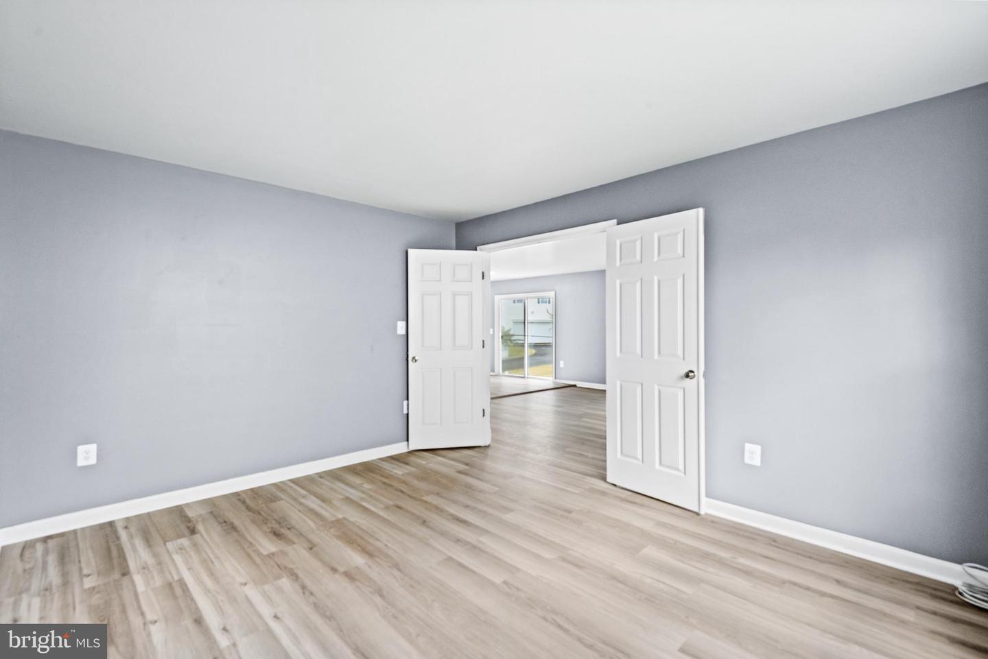 30 STANLEY LOOP, FREDERICKSBURG, Virginia 22406, 4 Bedrooms Bedrooms, 10 Rooms Rooms,2 BathroomsBathrooms,Residential,For sale,30 STANLEY LOOP,VAST2042266 MLS # VAST2042266