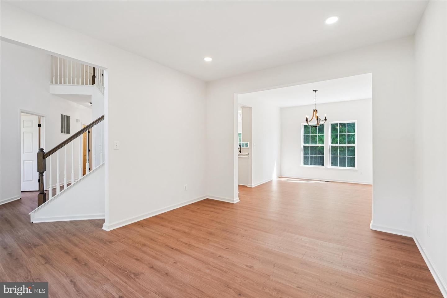13235 AMBLEWOOD DR, MANASSAS, Virginia 20112, 5 Bedrooms Bedrooms, ,3 BathroomsBathrooms,Residential,For sale,13235 AMBLEWOOD DR,VAPW2102976 MLS # VAPW2102976