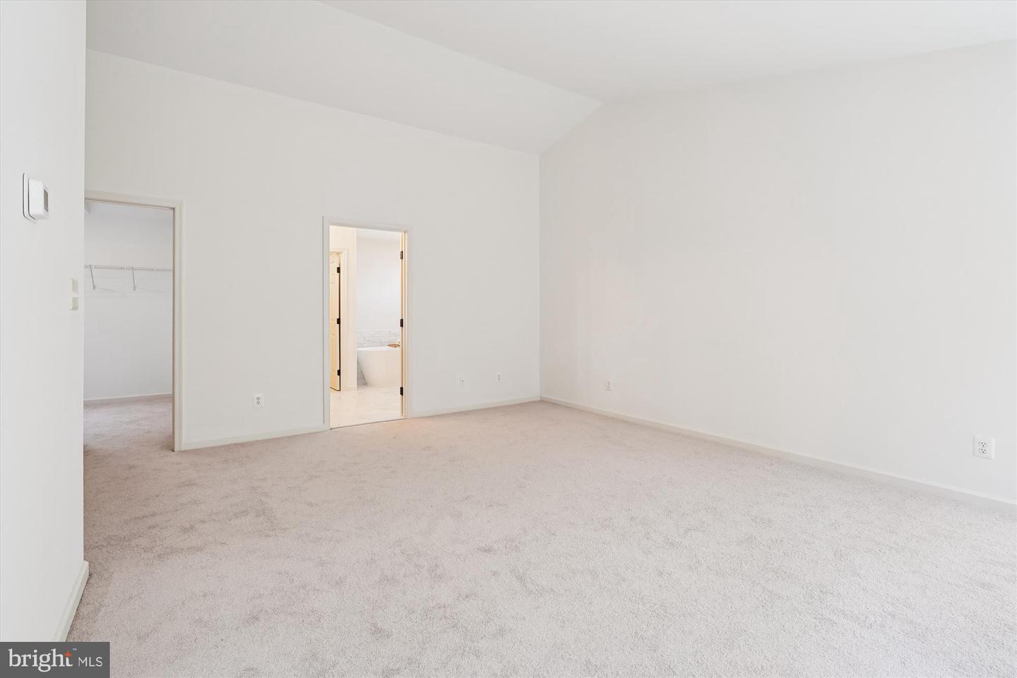 13235 AMBLEWOOD DR, MANASSAS, Virginia 20112, 5 Bedrooms Bedrooms, ,3 BathroomsBathrooms,Residential,For sale,13235 AMBLEWOOD DR,VAPW2102976 MLS # VAPW2102976