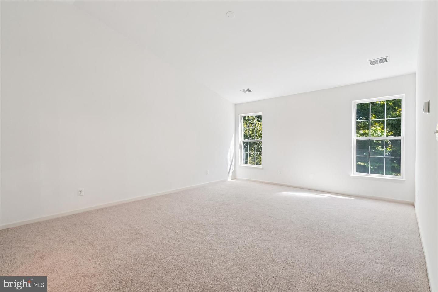 13235 AMBLEWOOD DR, MANASSAS, Virginia 20112, 5 Bedrooms Bedrooms, ,3 BathroomsBathrooms,Residential,For sale,13235 AMBLEWOOD DR,VAPW2102976 MLS # VAPW2102976