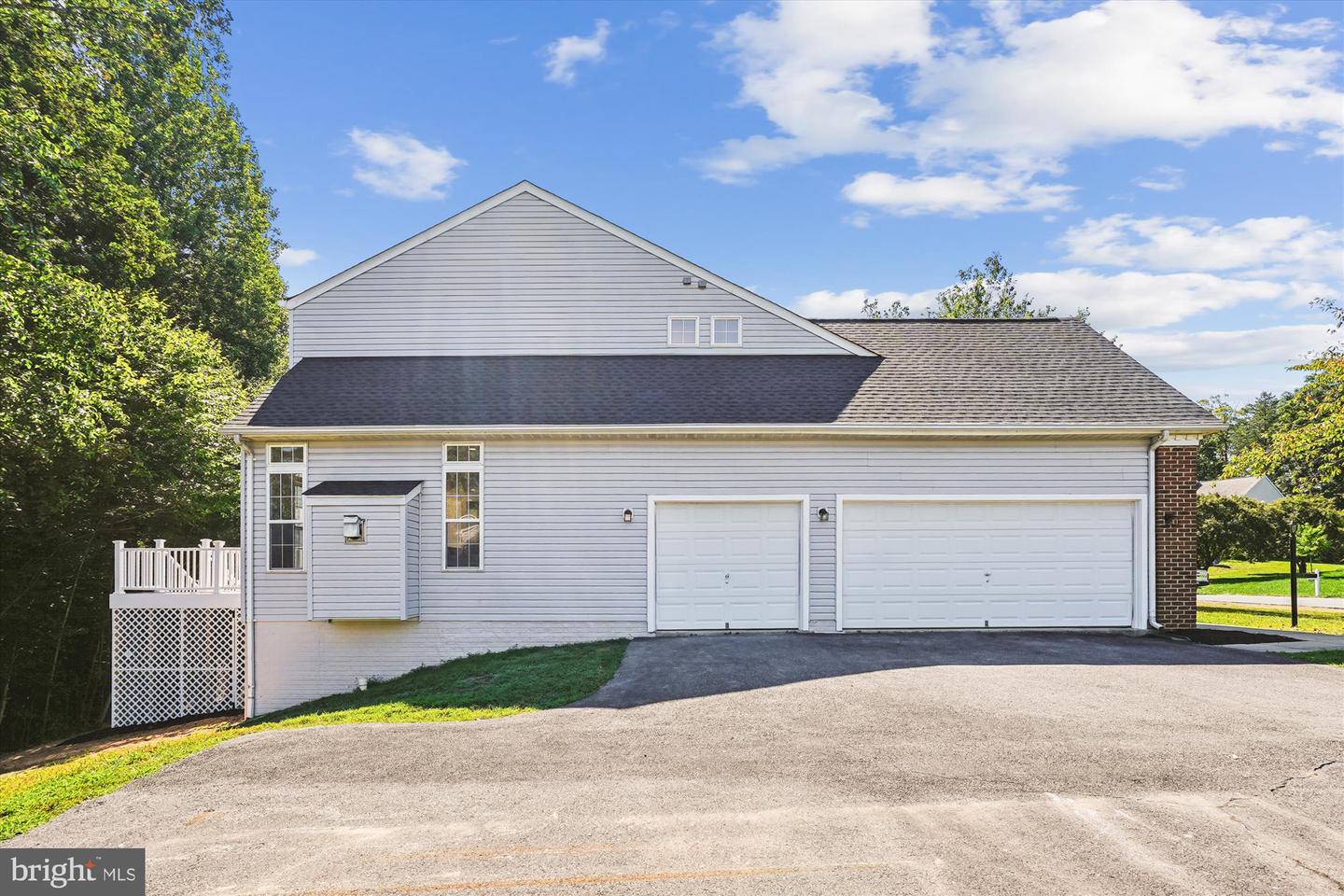 13235 AMBLEWOOD DR, MANASSAS, Virginia 20112, 5 Bedrooms Bedrooms, ,3 BathroomsBathrooms,Residential,For sale,13235 AMBLEWOOD DR,VAPW2102976 MLS # VAPW2102976