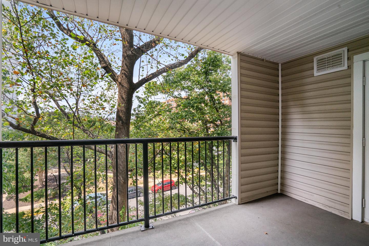 3307 WYNDHAM CIR #3169, ALEXANDRIA, Virginia 22302, 1 Bedroom Bedrooms, ,1 BathroomBathrooms,Residential,For sale,3307 WYNDHAM CIR #3169,VAAX2049218 MLS # VAAX2049218