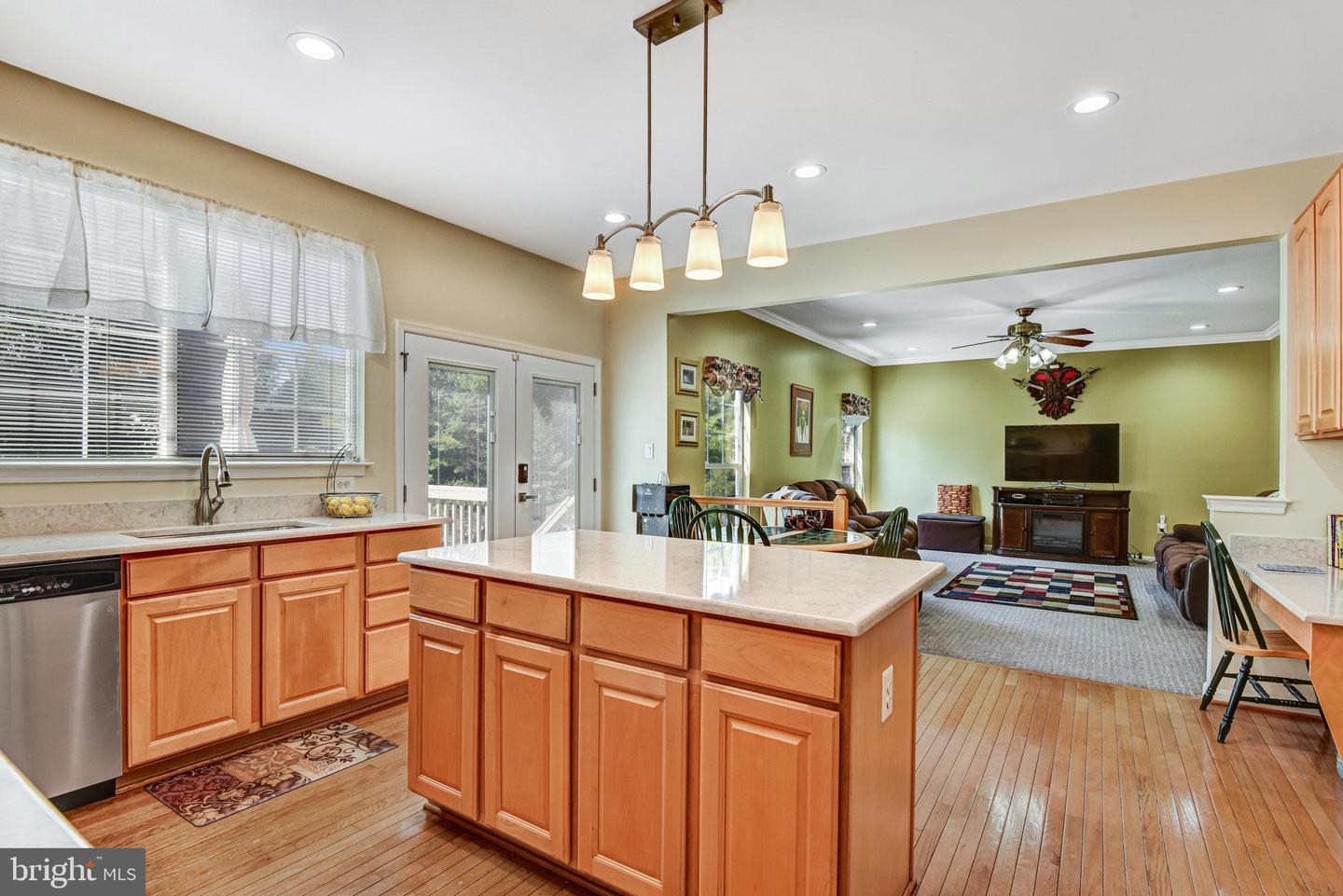 9234 CYNTHIA ST, MANASSAS PARK, Virginia 20111, 5 Bedrooms Bedrooms, ,3 BathroomsBathrooms,Residential,For sale,9234 CYNTHIA ST,VAMP2003280 MLS # VAMP2003280