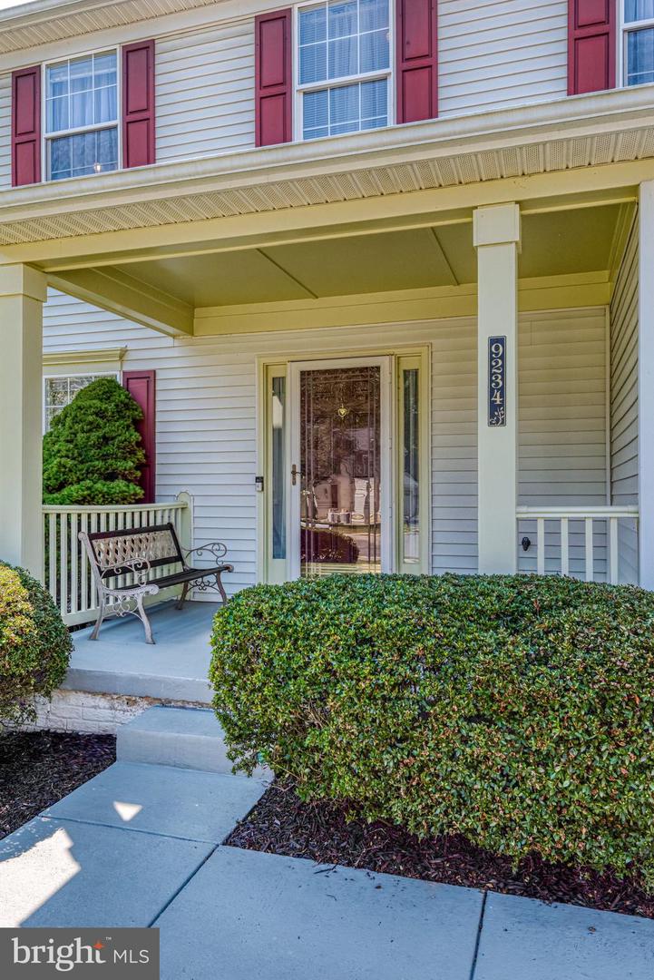 9234 CYNTHIA ST, MANASSAS PARK, Virginia 20111, 5 Bedrooms Bedrooms, ,3 BathroomsBathrooms,Residential,For sale,9234 CYNTHIA ST,VAMP2003280 MLS # VAMP2003280