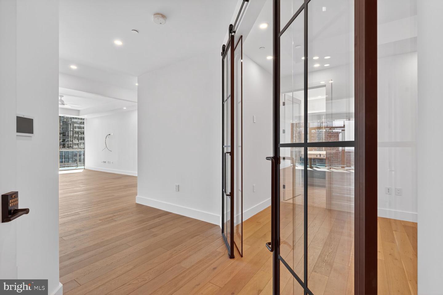 1881 N NASH ST #2109, ARLINGTON, Virginia 22209, 3 Bedrooms Bedrooms, ,3 BathroomsBathrooms,Residential,For sale,1881 N NASH ST #2109,VAAR2063044 MLS # VAAR2063044 1881 N NASH ST #2109, ARLINGTON, Virginia 22209, 3 Bedrooms Bedrooms, ,3 BathroomsBathrooms,Residential,For sale,1881 N NASH ST #2109,VAAR2063044 MLS # VAAR2063044
