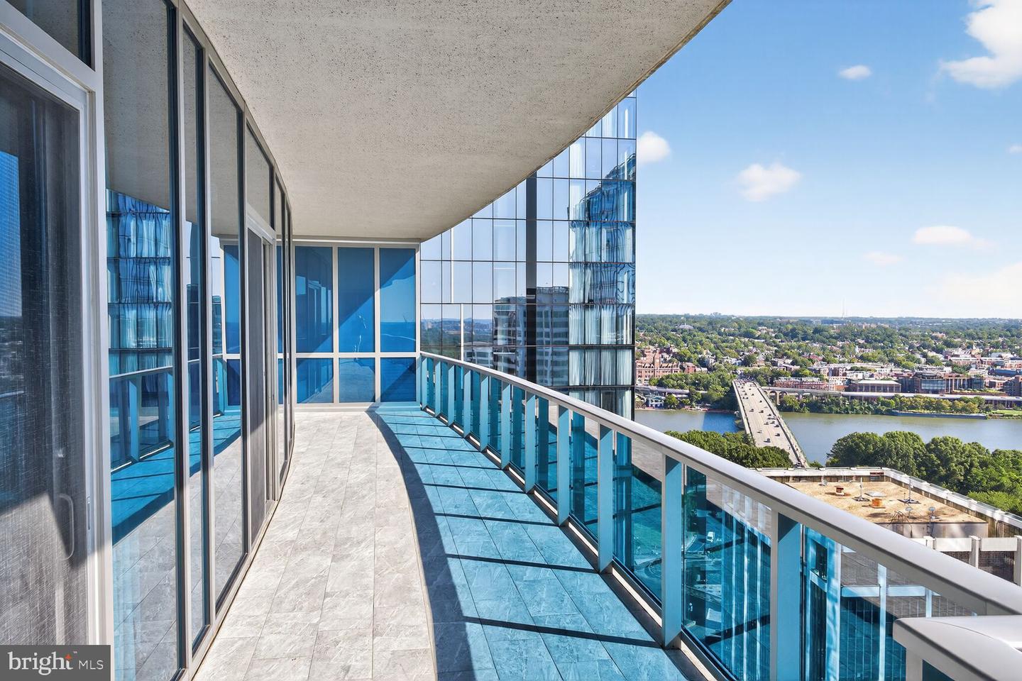 1881 N NASH ST #2109, ARLINGTON, Virginia 22209, 3 Bedrooms Bedrooms, ,3 BathroomsBathrooms,Residential,For sale,1881 N NASH ST #2109,VAAR2063044 MLS # VAAR2063044 1881 N NASH ST #2109, ARLINGTON, Virginia 22209, 3 Bedrooms Bedrooms, ,3 BathroomsBathrooms,Residential,For sale,1881 N NASH ST #2109,VAAR2063044 MLS # VAAR2063044