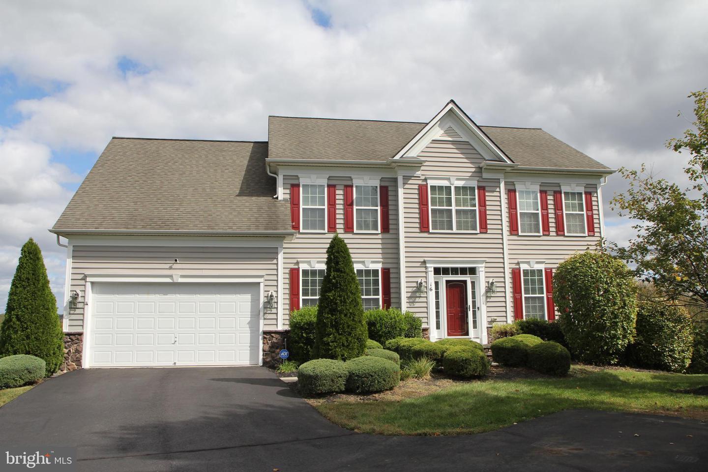 16 BARLEY MILL CT, STAFFORD, Virginia 22554, 5 Bedrooms Bedrooms, ,4 BathroomsBathrooms,Residential,For sale,16 BARLEY MILL CT,VAST2042372 MLS # VAST2042372