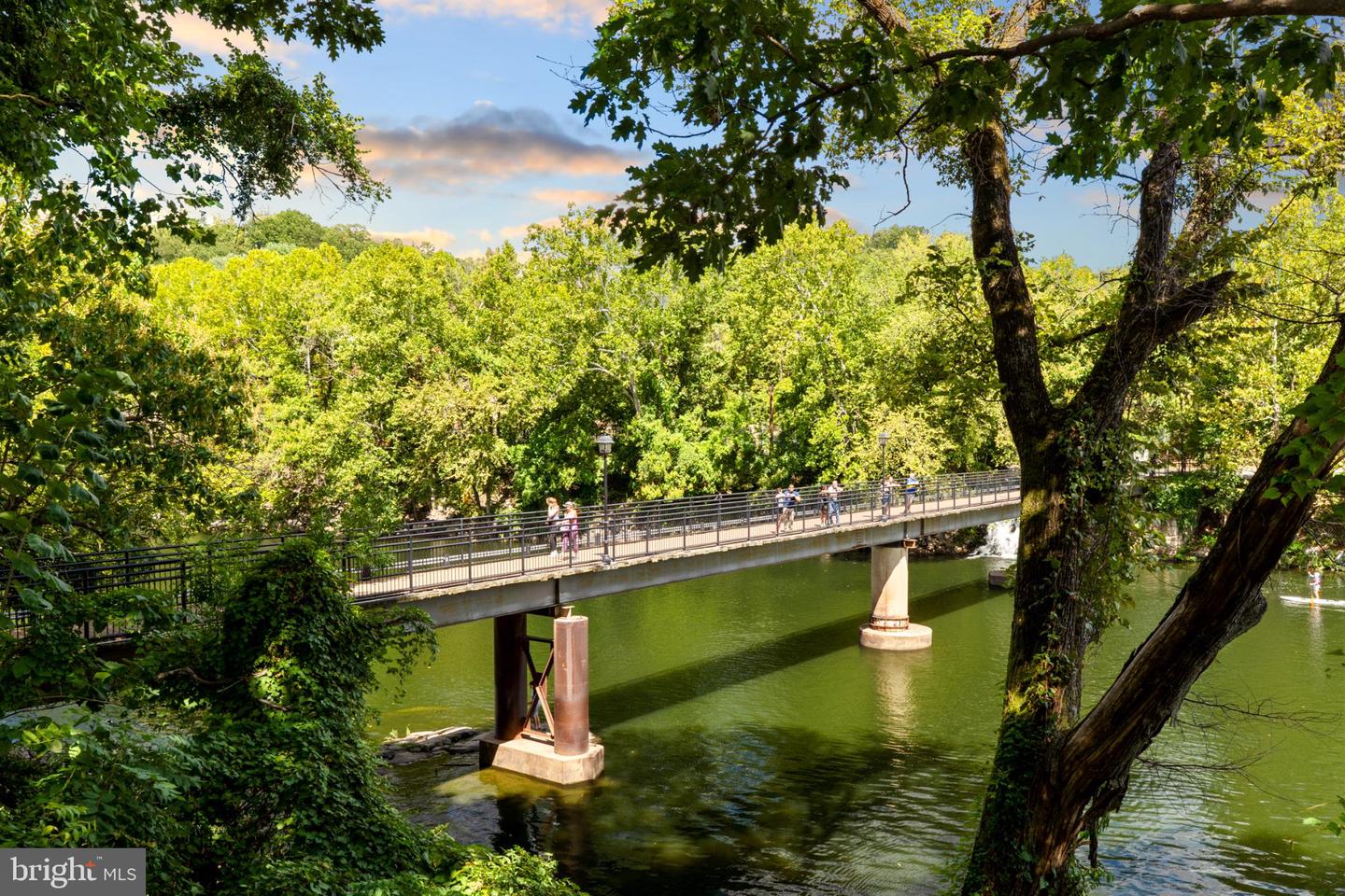 12650 DARA DR #T2, WOODBRIDGE, Virginia 22192, 1 Bedroom Bedrooms, 2 Rooms Rooms,1 BathroomBathrooms,Residential,For sale,12650 DARA DR #T2,VAPW2103190 MLS # VAPW2103190