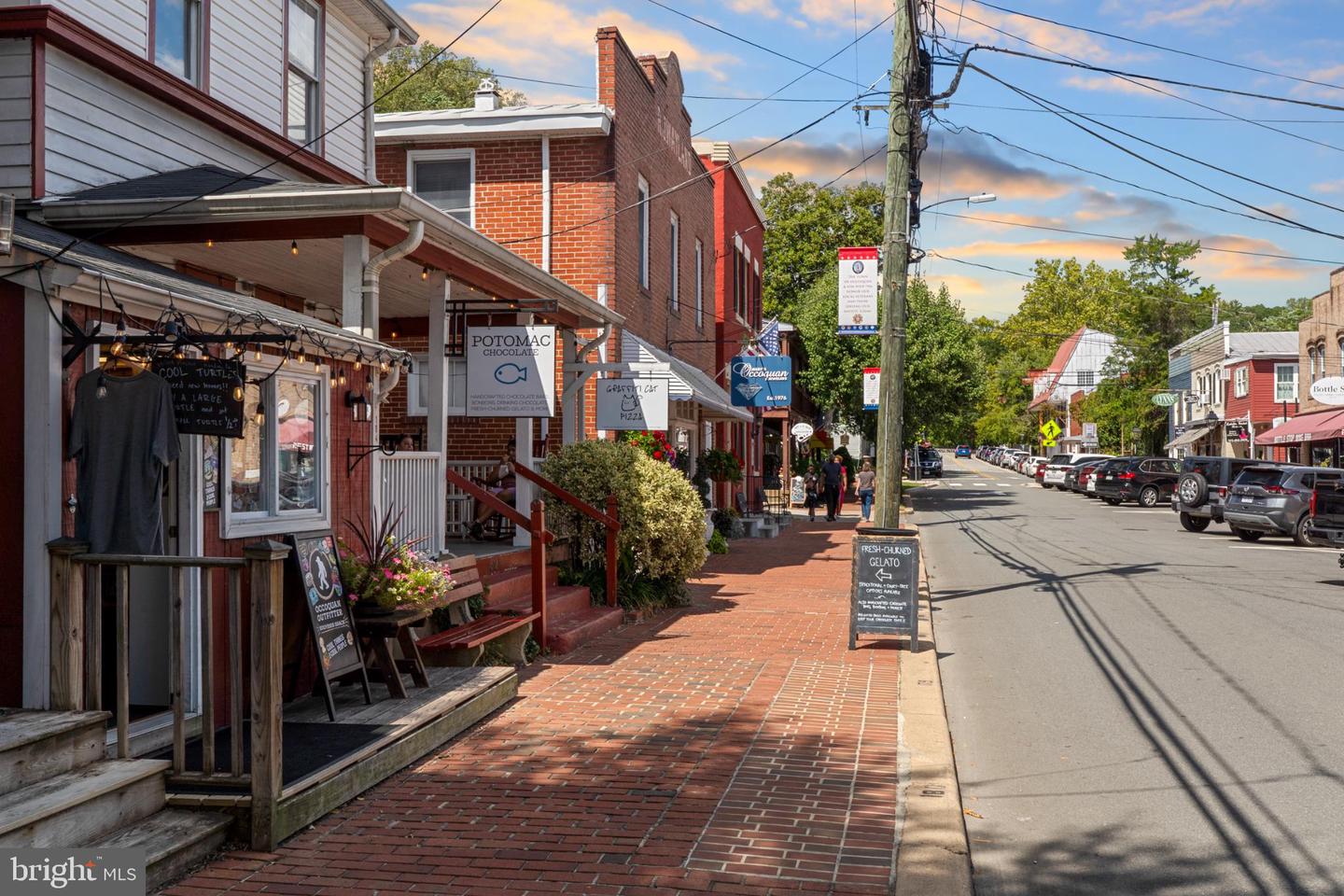 12650 DARA DR #T2, WOODBRIDGE, Virginia 22192, 1 Bedroom Bedrooms, 2 Rooms Rooms,1 BathroomBathrooms,Residential,For sale,12650 DARA DR #T2,VAPW2103190 MLS # VAPW2103190