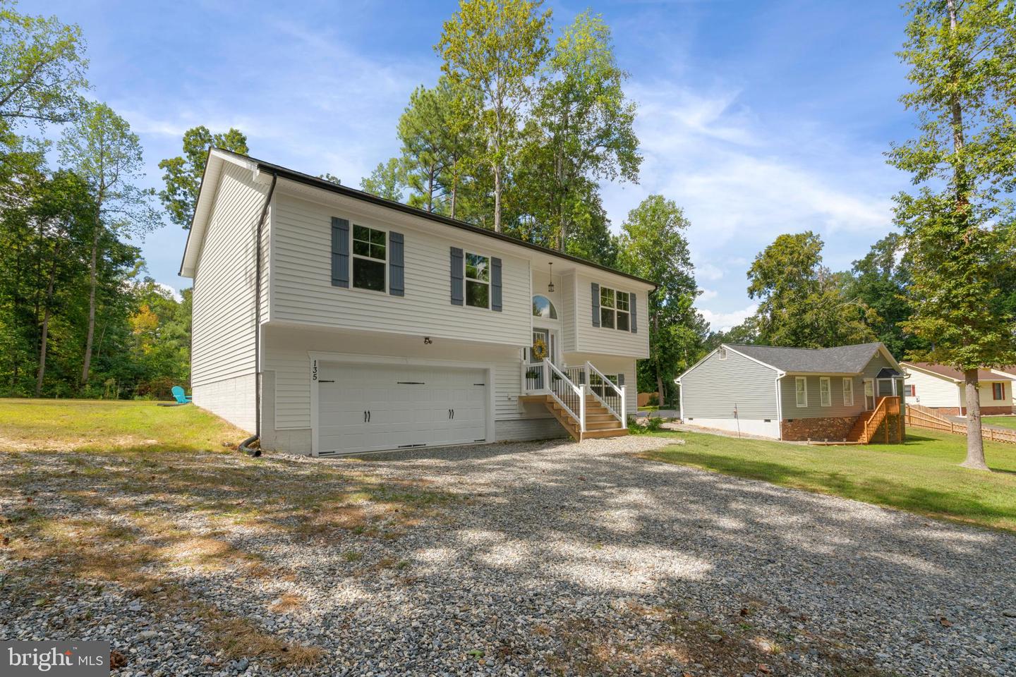135 NEW PROVIDENCE DR, RUTHER GLEN, Virginia 22546, 4 Bedrooms Bedrooms, 11 Rooms Rooms,2 BathroomsBathrooms,Residential,For sale,135 NEW PROVIDENCE DR,VACV2008778 MLS # VACV2008778