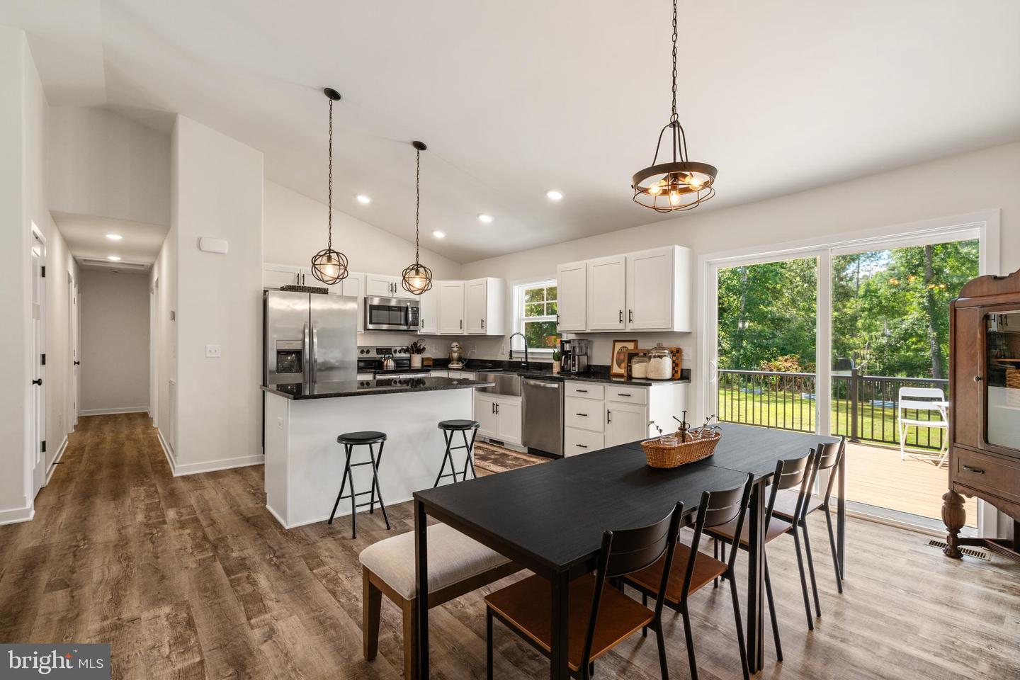 135 NEW PROVIDENCE DR, RUTHER GLEN, Virginia 22546, 4 Bedrooms Bedrooms, 11 Rooms Rooms,2 BathroomsBathrooms,Residential,For sale,135 NEW PROVIDENCE DR,VACV2008778 MLS # VACV2008778