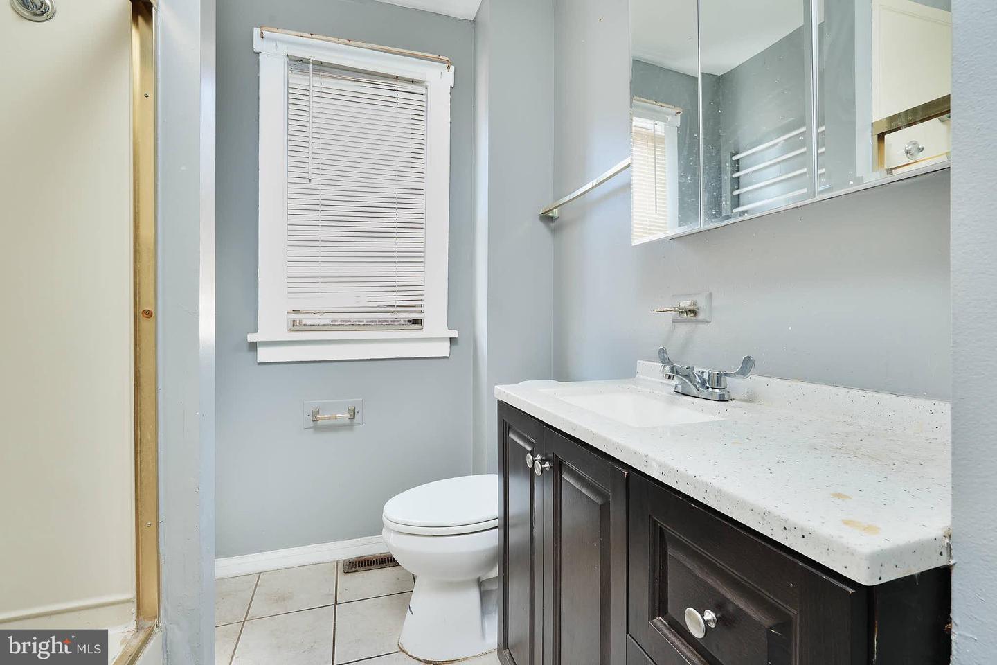 322 RALEIGH ST SE, WASHINGTON, District Of Columbia 20032, 2 Bedrooms Bedrooms, ,1 BathroomBathrooms,Residential,For sale,322 RALEIGH ST SE,DCDC2220328 MLS # DCDC2220328