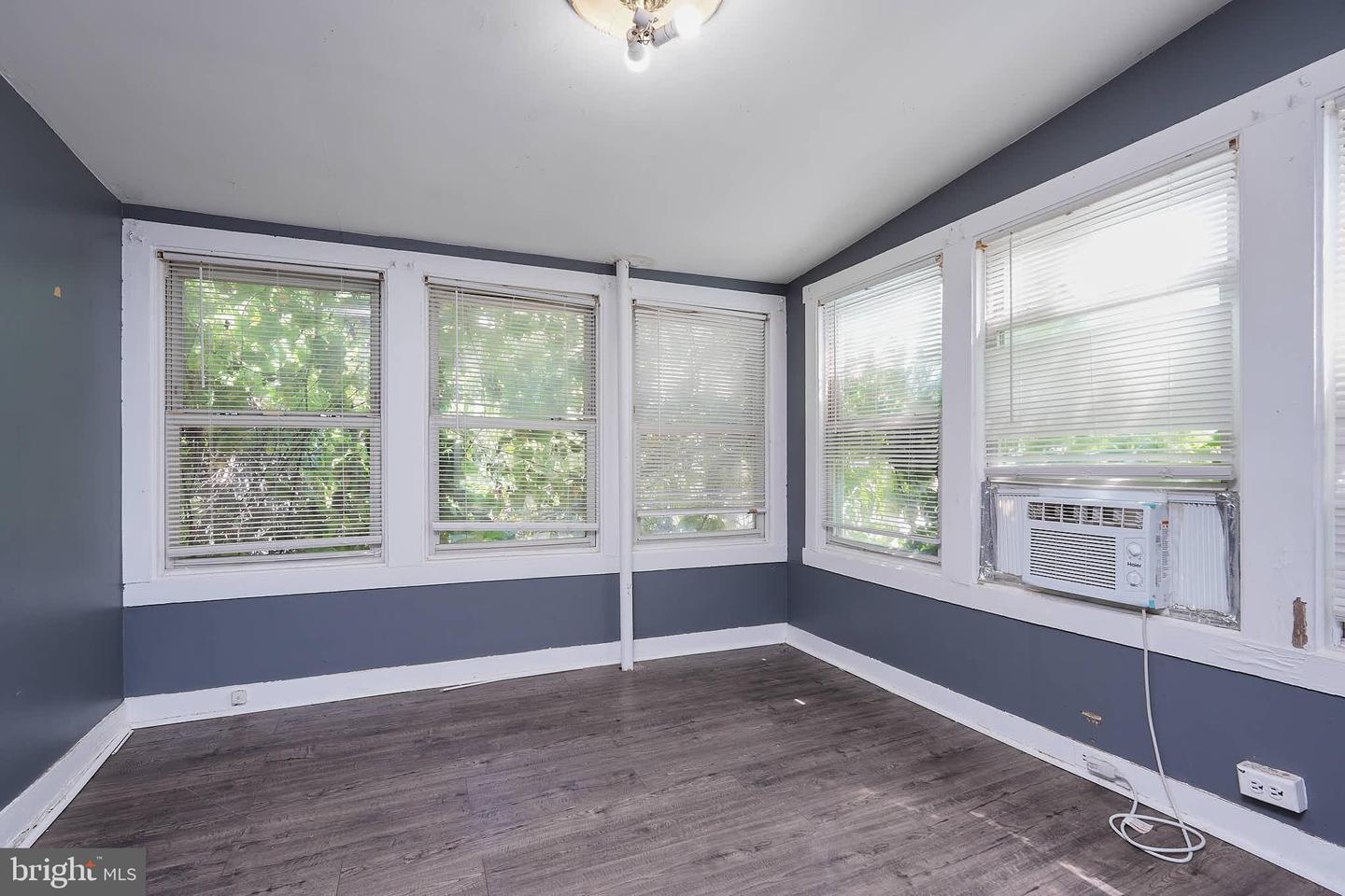 322 RALEIGH ST SE, WASHINGTON, District Of Columbia 20032, 2 Bedrooms Bedrooms, ,1 BathroomBathrooms,Residential,For sale,322 RALEIGH ST SE,DCDC2220328 MLS # DCDC2220328