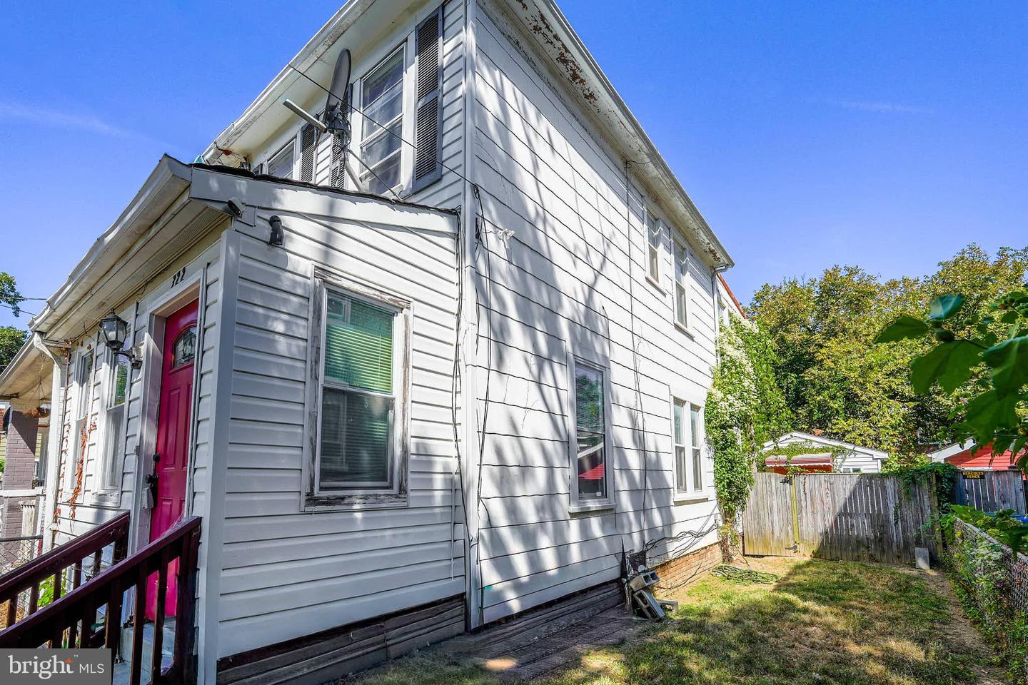322 RALEIGH ST SE, WASHINGTON, District Of Columbia 20032, 2 Bedrooms Bedrooms, ,1 BathroomBathrooms,Residential,For sale,322 RALEIGH ST SE,DCDC2220328 MLS # DCDC2220328