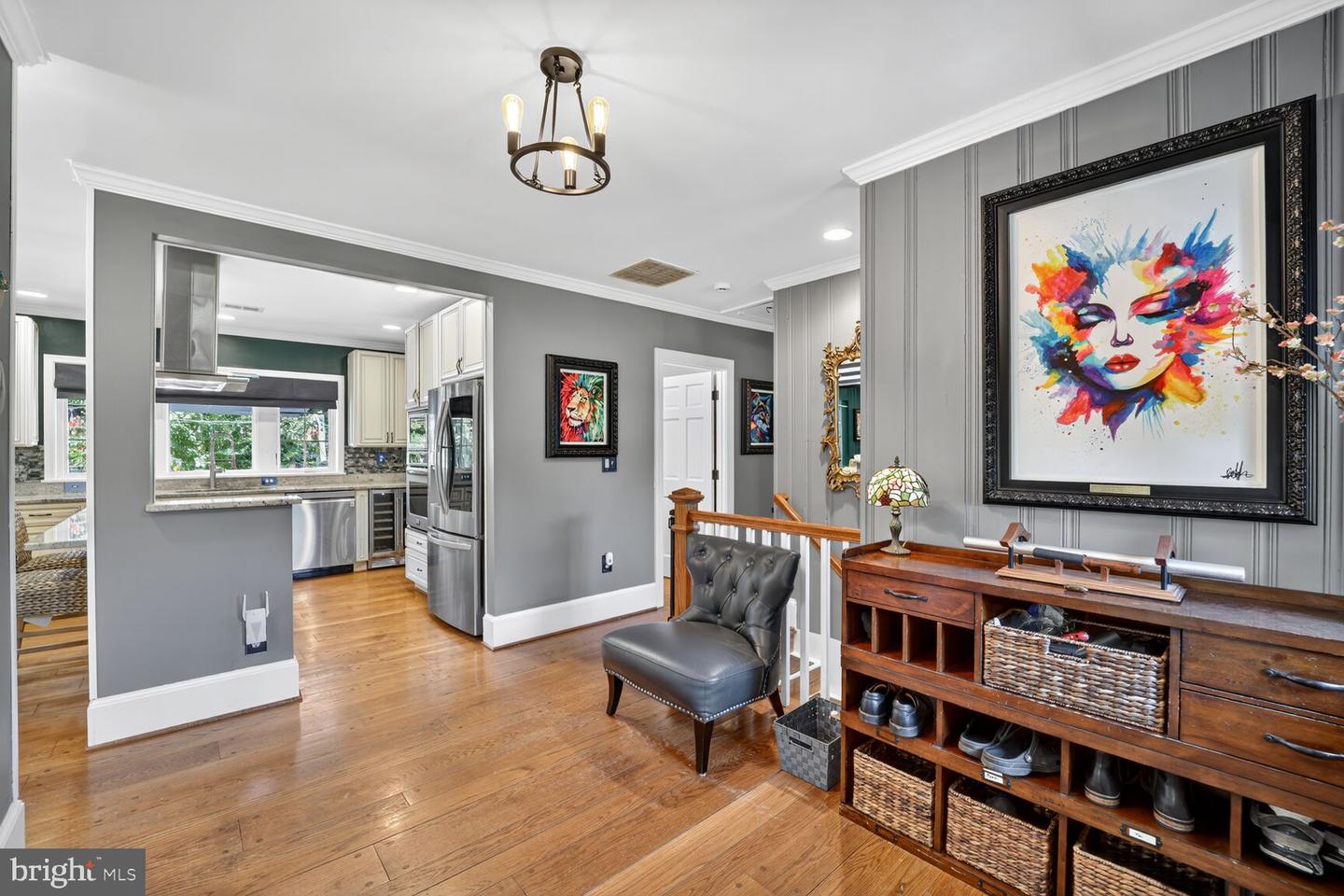 2714 HUNTER MILL RD, OAKTON, Virginia 22124, 4 Bedrooms Bedrooms, 16 Rooms Rooms,3 BathroomsBathrooms,Residential,For sale,2714 HUNTER MILL RD,VAFX2265080 MLS # VAFX2265080