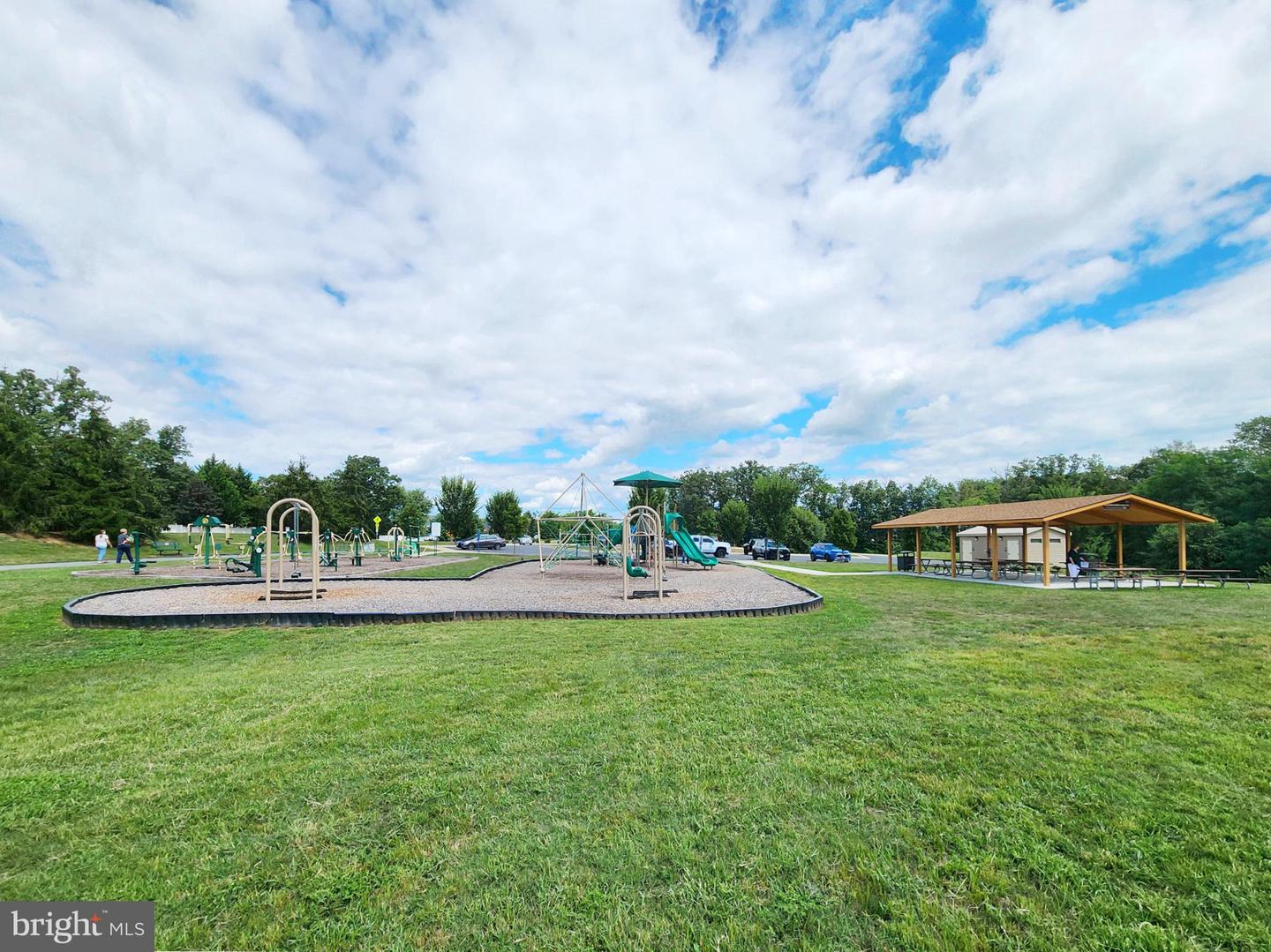234 SHERANDO CIR, STEPHENS CITY, Virginia 22655, 3 Bedrooms Bedrooms, 12 Rooms Rooms,2 BathroomsBathrooms,Residential,For sale,234 SHERANDO CIR,VAFV2036636 MLS # VAFV2036636