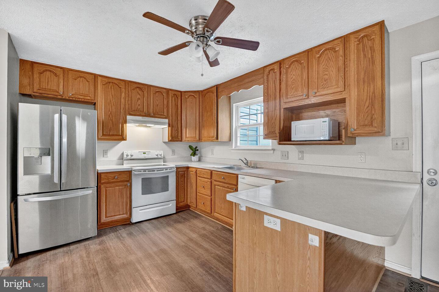 234 SHERANDO CIR, STEPHENS CITY, Virginia 22655, 3 Bedrooms Bedrooms, 12 Rooms Rooms,2 BathroomsBathrooms,Residential,For sale,234 SHERANDO CIR,VAFV2036636 MLS # VAFV2036636