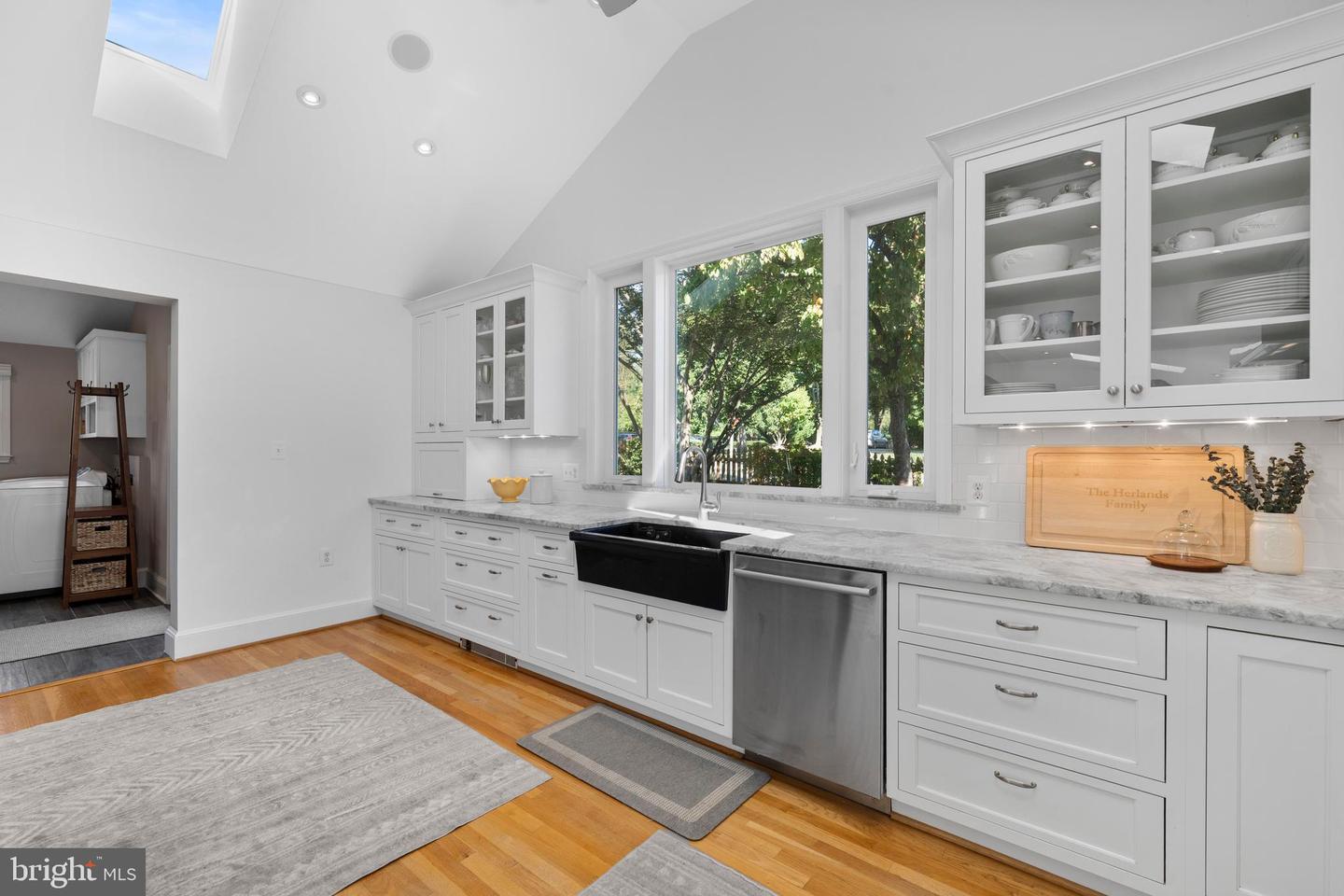 2119 WESTMORELAND ST, FALLS CHURCH, Virginia 22043, 3 Bedrooms Bedrooms, ,3 BathroomsBathrooms,Residential,For sale,2119 WESTMORELAND ST,VAFX2265246 MLS # VAFX2265246
