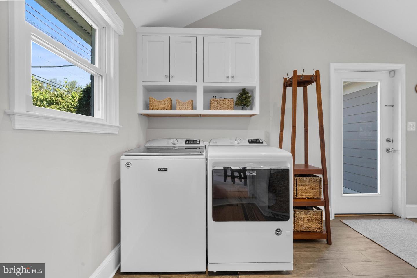 2119 WESTMORELAND ST, FALLS CHURCH, Virginia 22043, 3 Bedrooms Bedrooms, ,3 BathroomsBathrooms,Residential,For sale,2119 WESTMORELAND ST,VAFX2265246 MLS # VAFX2265246