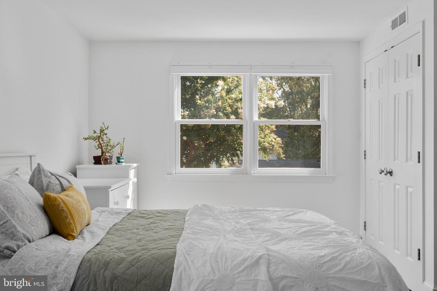 2119 WESTMORELAND ST, FALLS CHURCH, Virginia 22043, 3 Bedrooms Bedrooms, ,3 BathroomsBathrooms,Residential,For sale,2119 WESTMORELAND ST,VAFX2265246 MLS # VAFX2265246