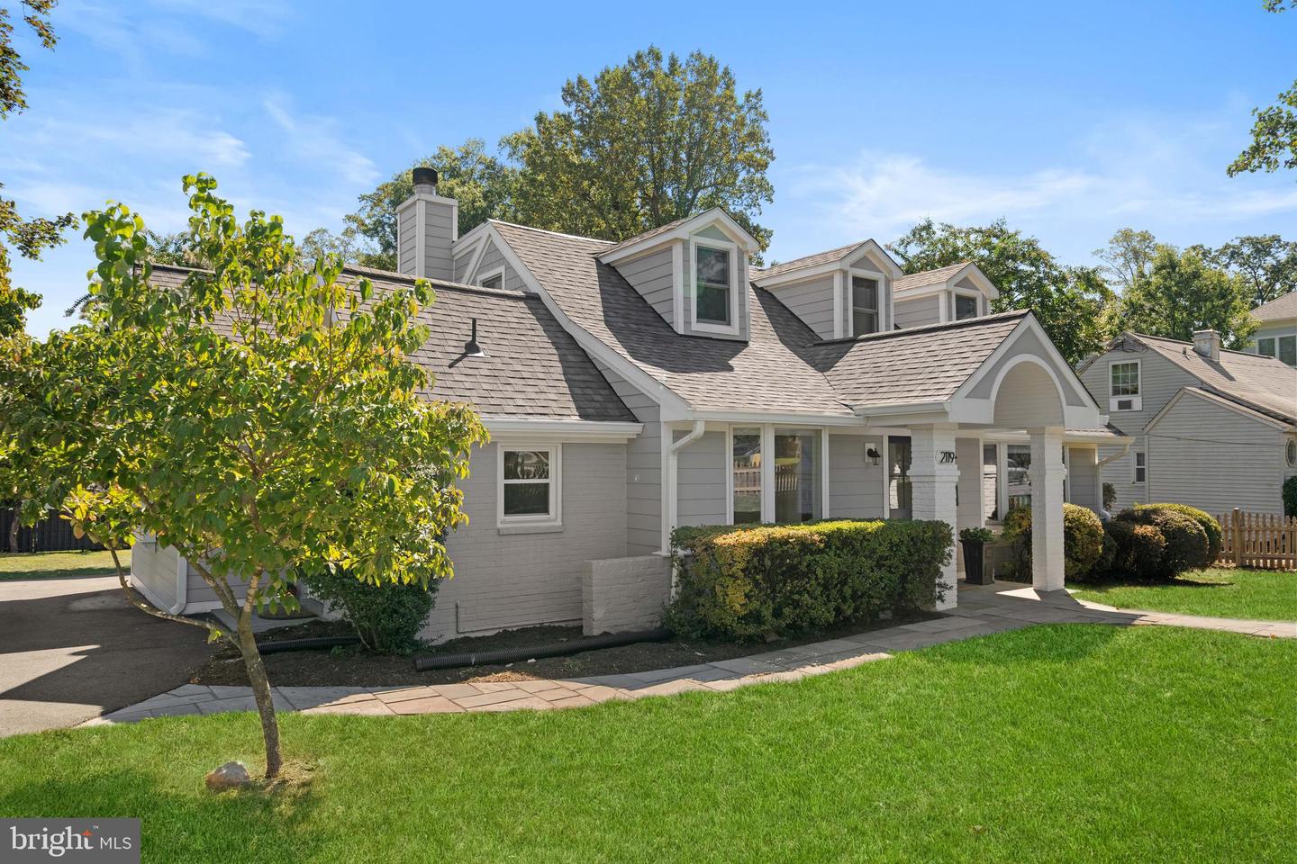 2119 WESTMORELAND ST, FALLS CHURCH, Virginia 22043, 3 Bedrooms Bedrooms, ,3 BathroomsBathrooms,Residential,For sale,2119 WESTMORELAND ST,VAFX2265246 MLS # VAFX2265246