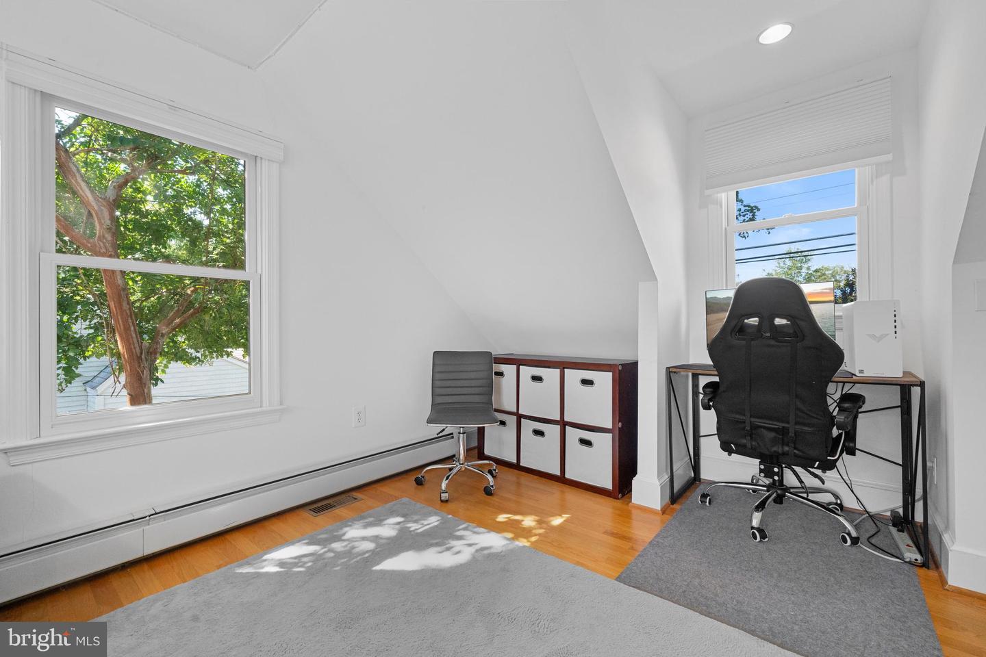 2119 WESTMORELAND ST, FALLS CHURCH, Virginia 22043, 3 Bedrooms Bedrooms, ,3 BathroomsBathrooms,Residential,For sale,2119 WESTMORELAND ST,VAFX2265246 MLS # VAFX2265246