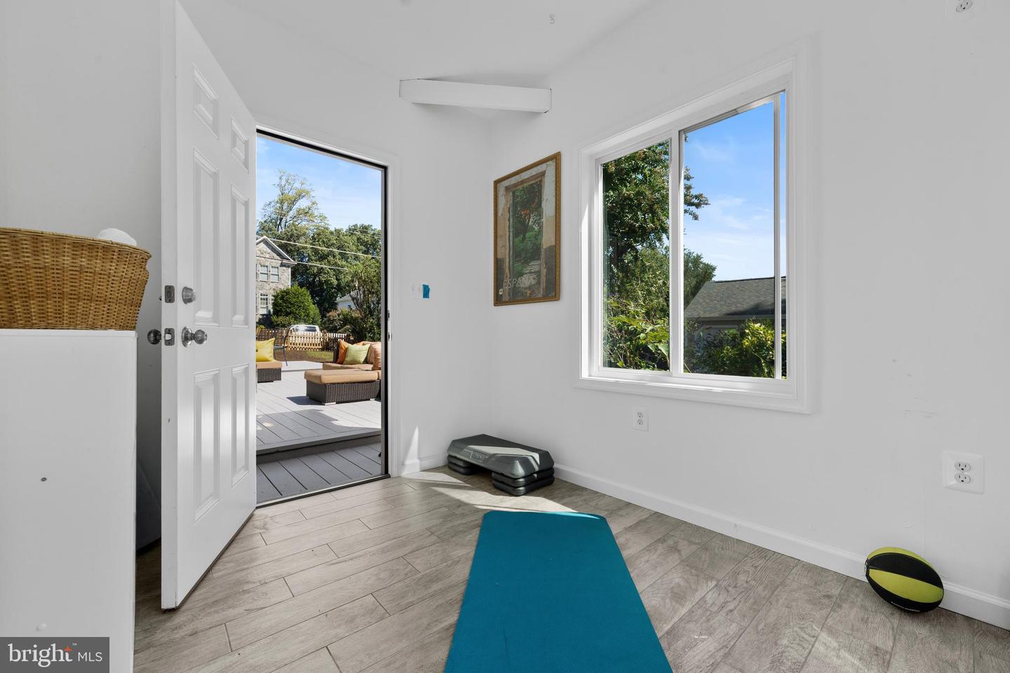2119 WESTMORELAND ST, FALLS CHURCH, Virginia 22043, 3 Bedrooms Bedrooms, ,3 BathroomsBathrooms,Residential,For sale,2119 WESTMORELAND ST,VAFX2265246 MLS # VAFX2265246