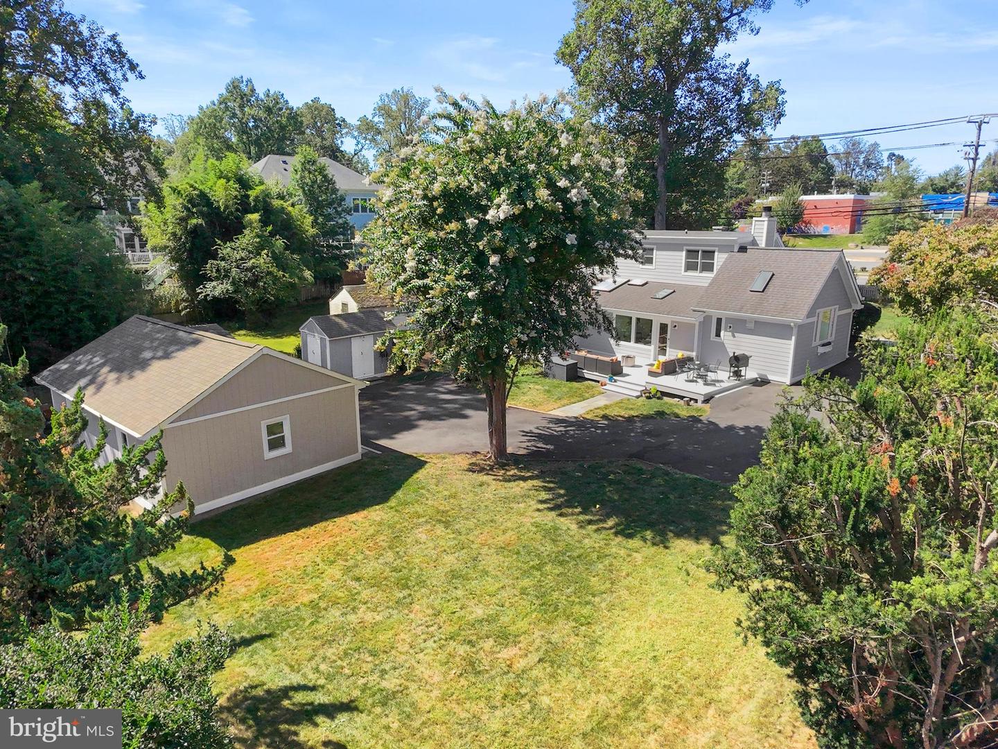2119 WESTMORELAND ST, FALLS CHURCH, Virginia 22043, 3 Bedrooms Bedrooms, ,3 BathroomsBathrooms,Residential,For sale,2119 WESTMORELAND ST,VAFX2265246 MLS # VAFX2265246