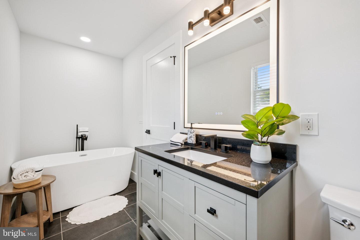 4928 ASTOR PL SE, WASHINGTON, District Of Columbia 20019, 6 Bedrooms Bedrooms, ,5 BathroomsBathrooms,Residential,For sale,4928 ASTOR PL SE,DCDC2220714 MLS # DCDC2220714