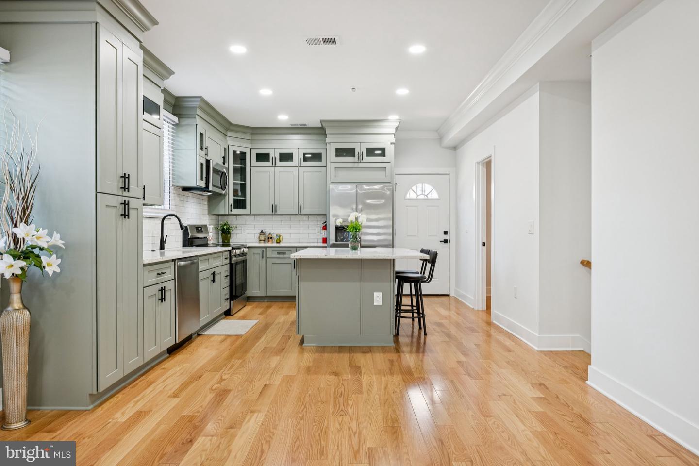 4928 ASTOR PL SE, WASHINGTON, District Of Columbia 20019, 6 Bedrooms Bedrooms, ,5 BathroomsBathrooms,Residential,For sale,4928 ASTOR PL SE,DCDC2220714 MLS # DCDC2220714