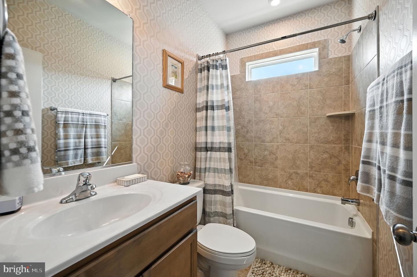 11205 HAWKS PL, SPOTSYLVANIA, Virginia 22551, 5 Bedrooms Bedrooms, ,4 BathroomsBathrooms,Residential,For sale,11205 HAWKS PL,VASP2036072 MLS # VASP2036072