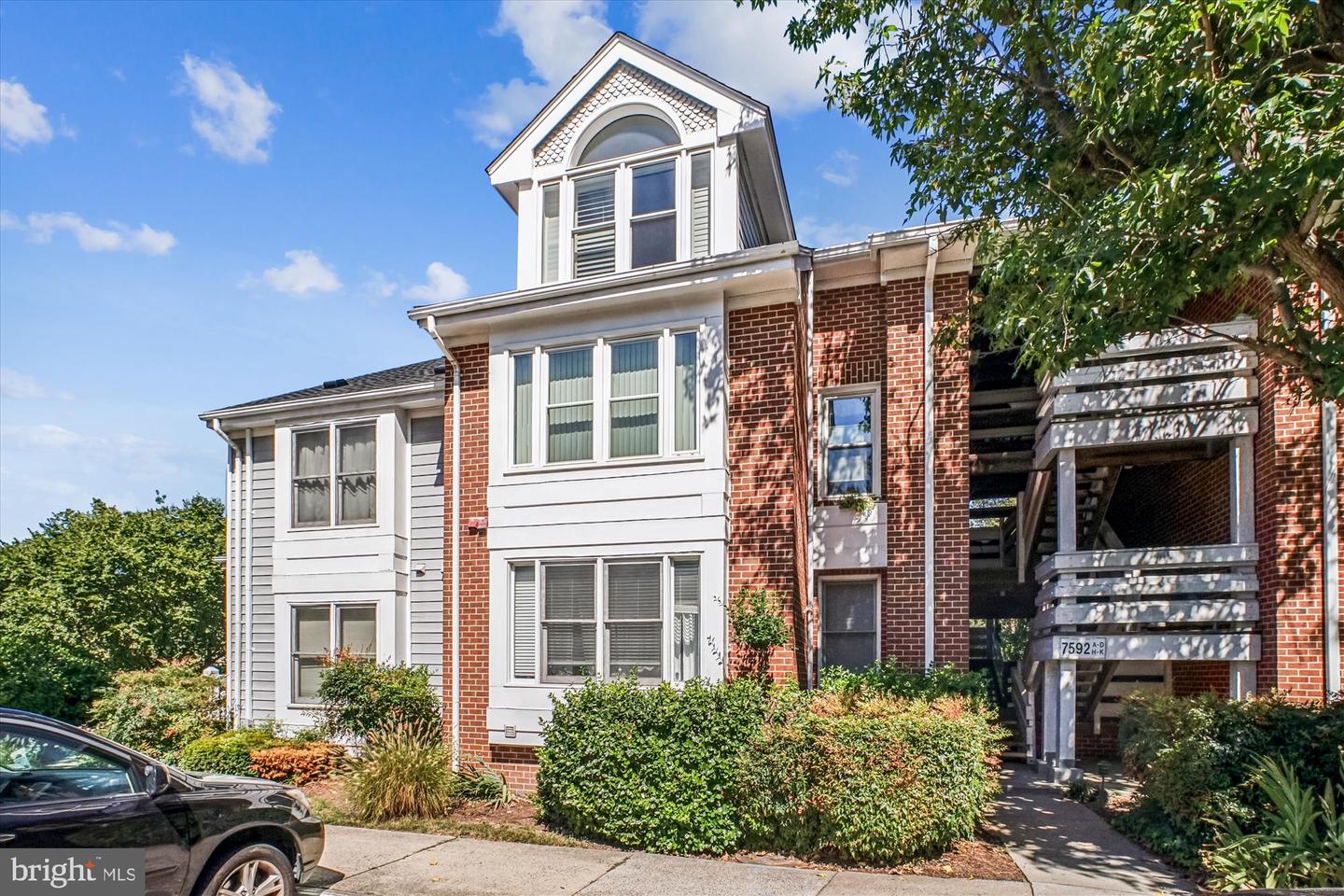 7592-K LAKESIDE VILLAGE DR, FALLS CHURCH, Virginia 22042, 1 Bedroom Bedrooms, ,1 BathroomBathrooms,Residential,For sale,7592-K LAKESIDE VILLAGE DR,VAFX2265338 MLS # VAFX2265338